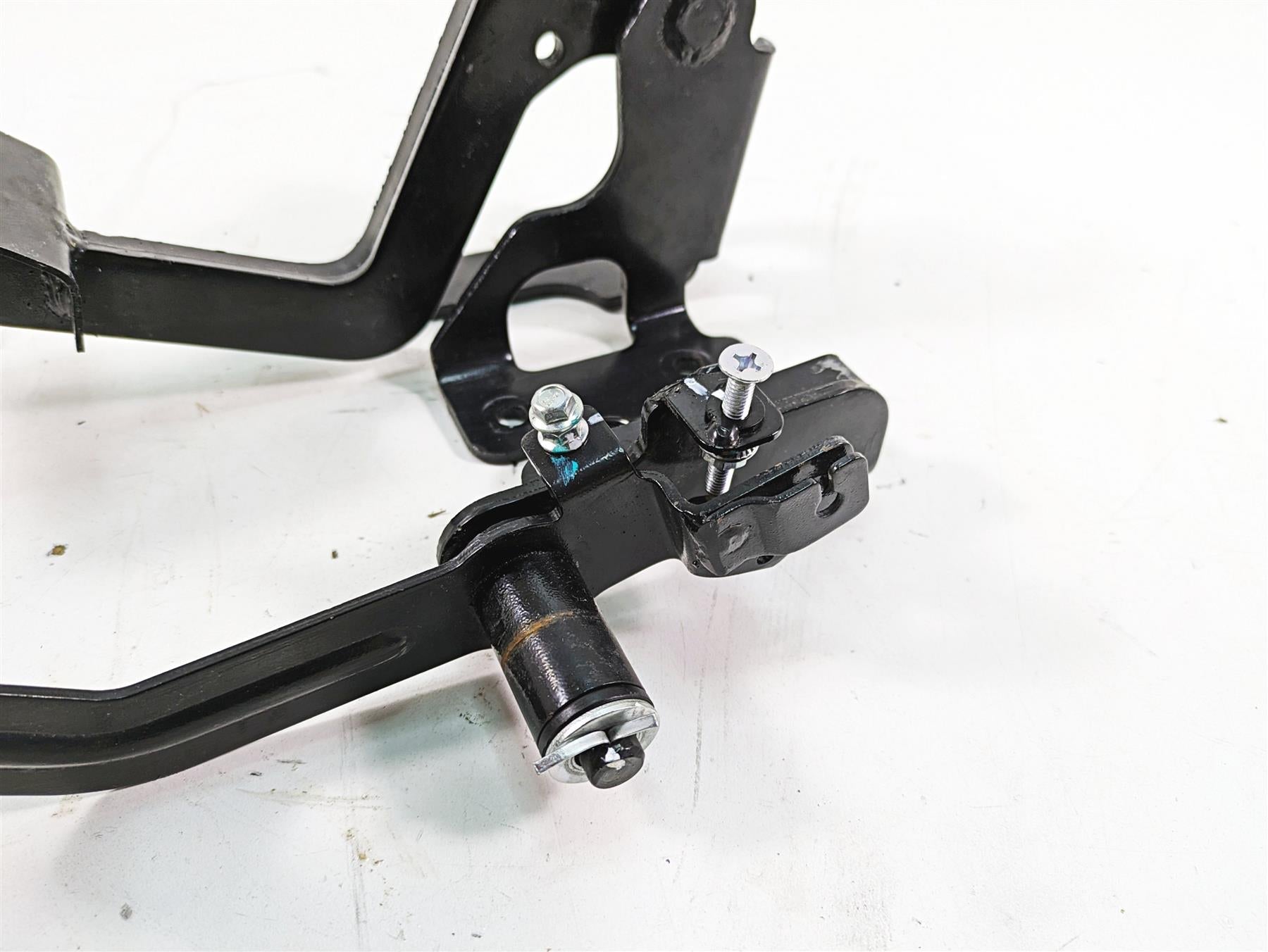 2021 CFMoto Zforce 500 Trail Foot Brake Pedal Lever Set 9060-081300 {{ shop.shopifyCountryName }} - Mototech271