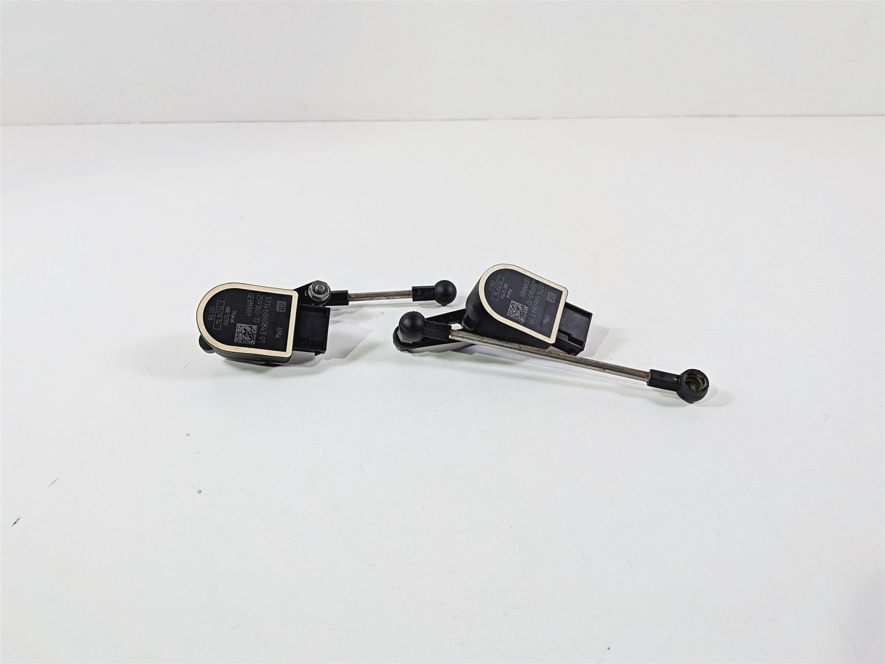 2015 BMW R1200GS K50 Front & Rear Bike Level Leveling Sensor 37146860843 {{ shop.shopifyCountryName }} - Mototech271