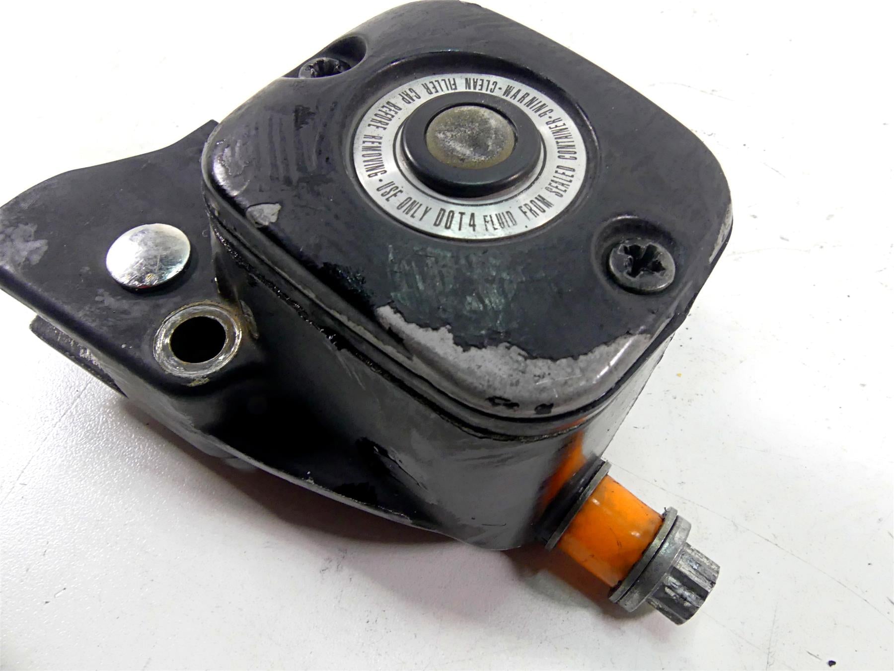 2011 Harley Softail FXS Blackline Front Brake Master Cylinder 9/16" 45029-11D {{ shop.shopifyCountryName }} - Mototech271