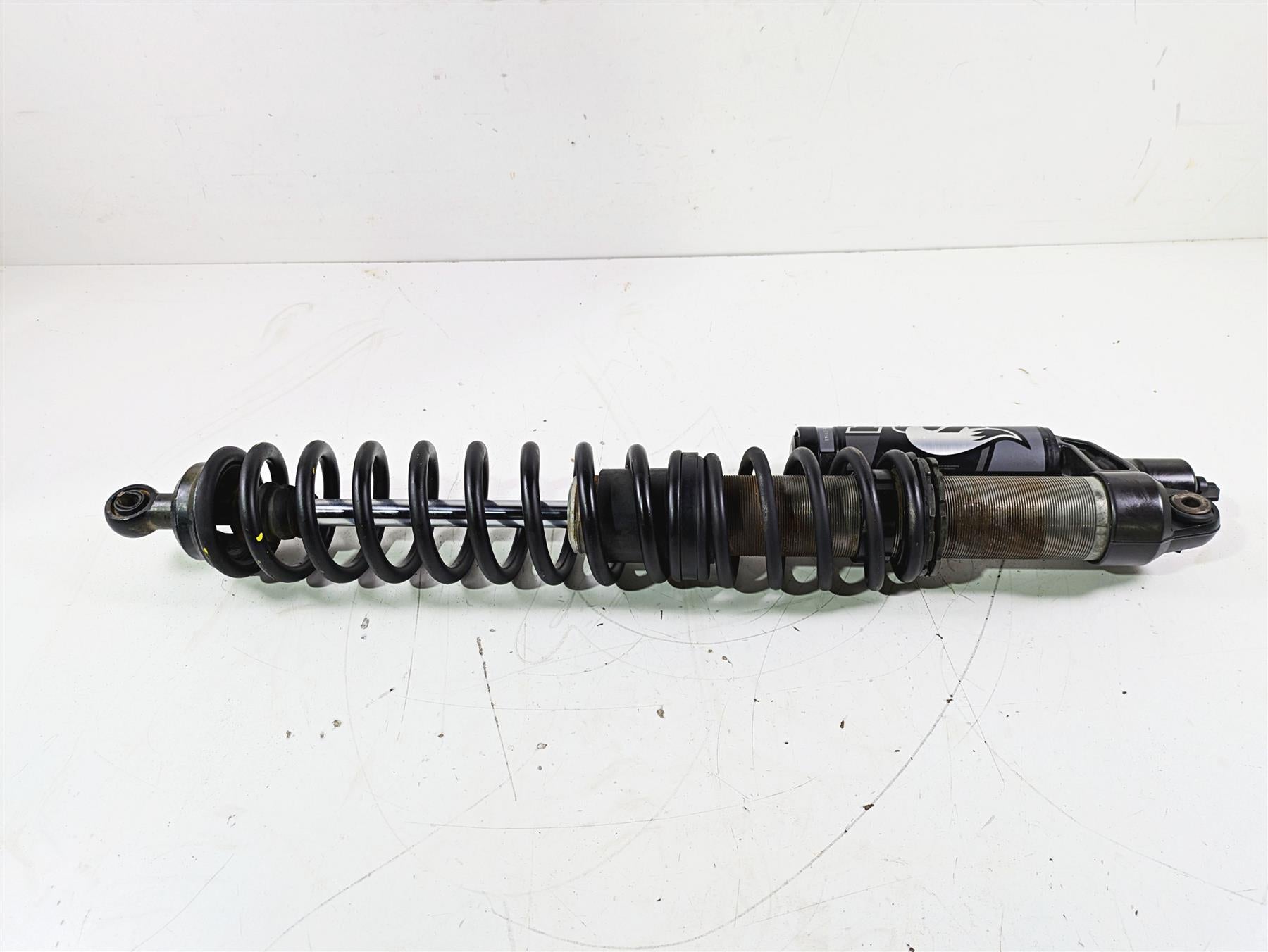 2019 Can Am Maverick X3 XRS Turbo R Right Front Shock Fox Damper 72" -Read 706203109 {{ shop.shopifyCountryName }} - Mototech271