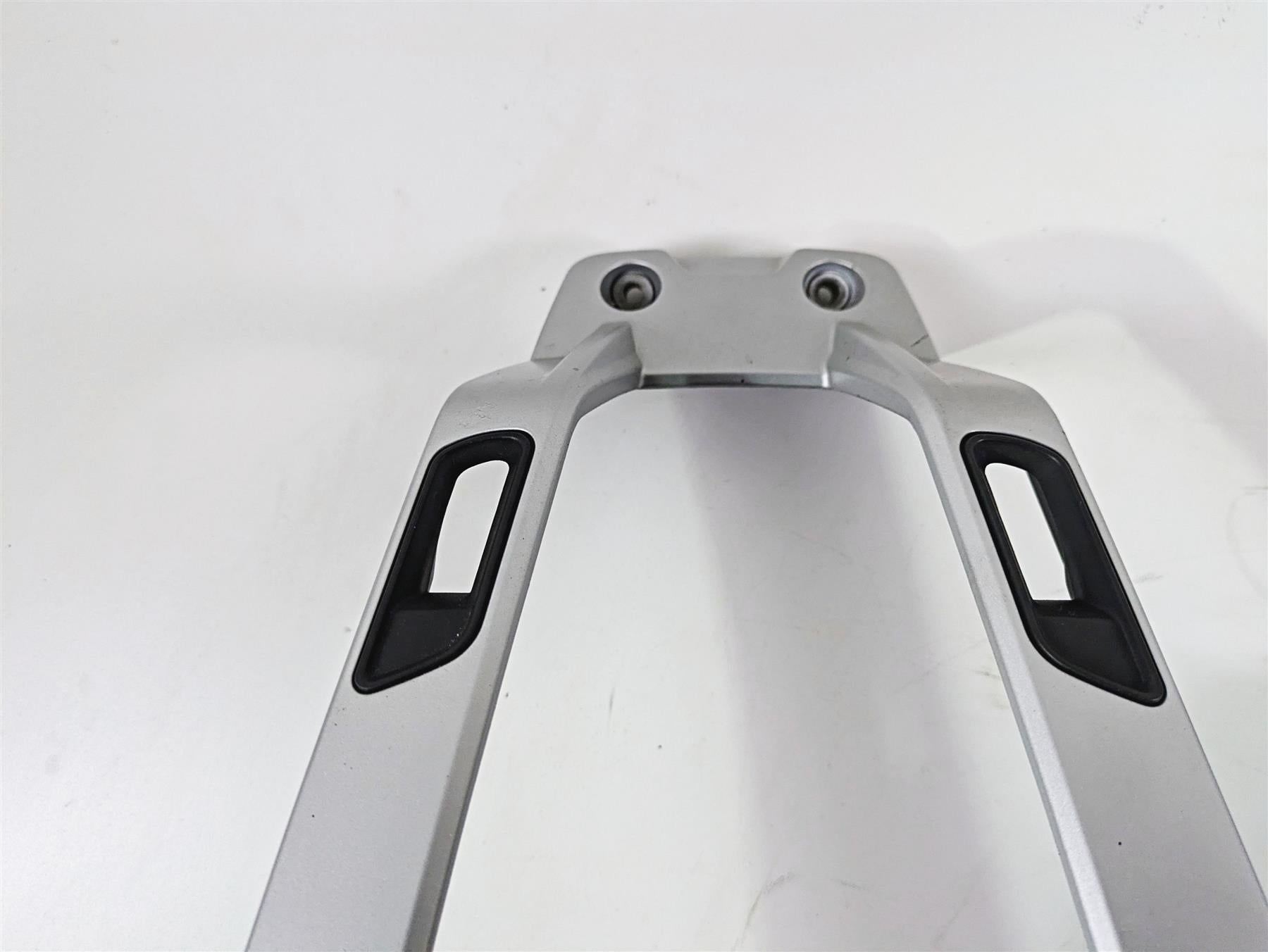 2010 BMW R1200RT K26 Center Tank Cover & Luggage Rack - Read 46637682974 7695573 {{ shop.shopifyCountryName }} - Mototech271