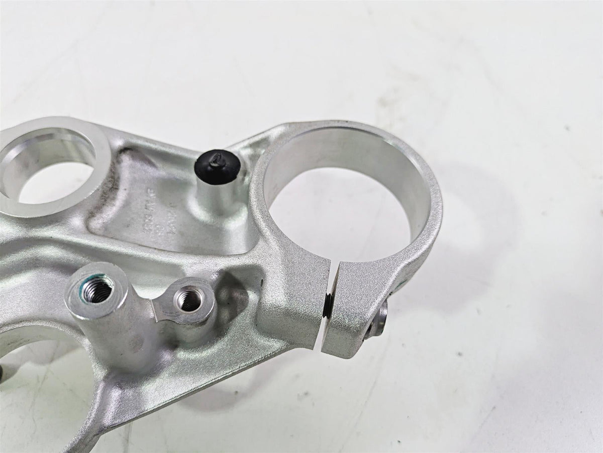 2016 BMW R1200RS K54 Upper Triple Tree Steering Clamp 31428525324 {{ shop.shopifyCountryName }} - Mototech271