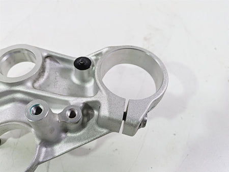2016 BMW R1200RS K54 Upper Triple Tree Steering Clamp 31428525324 {{ shop.shopifyCountryName }} - Mototech271