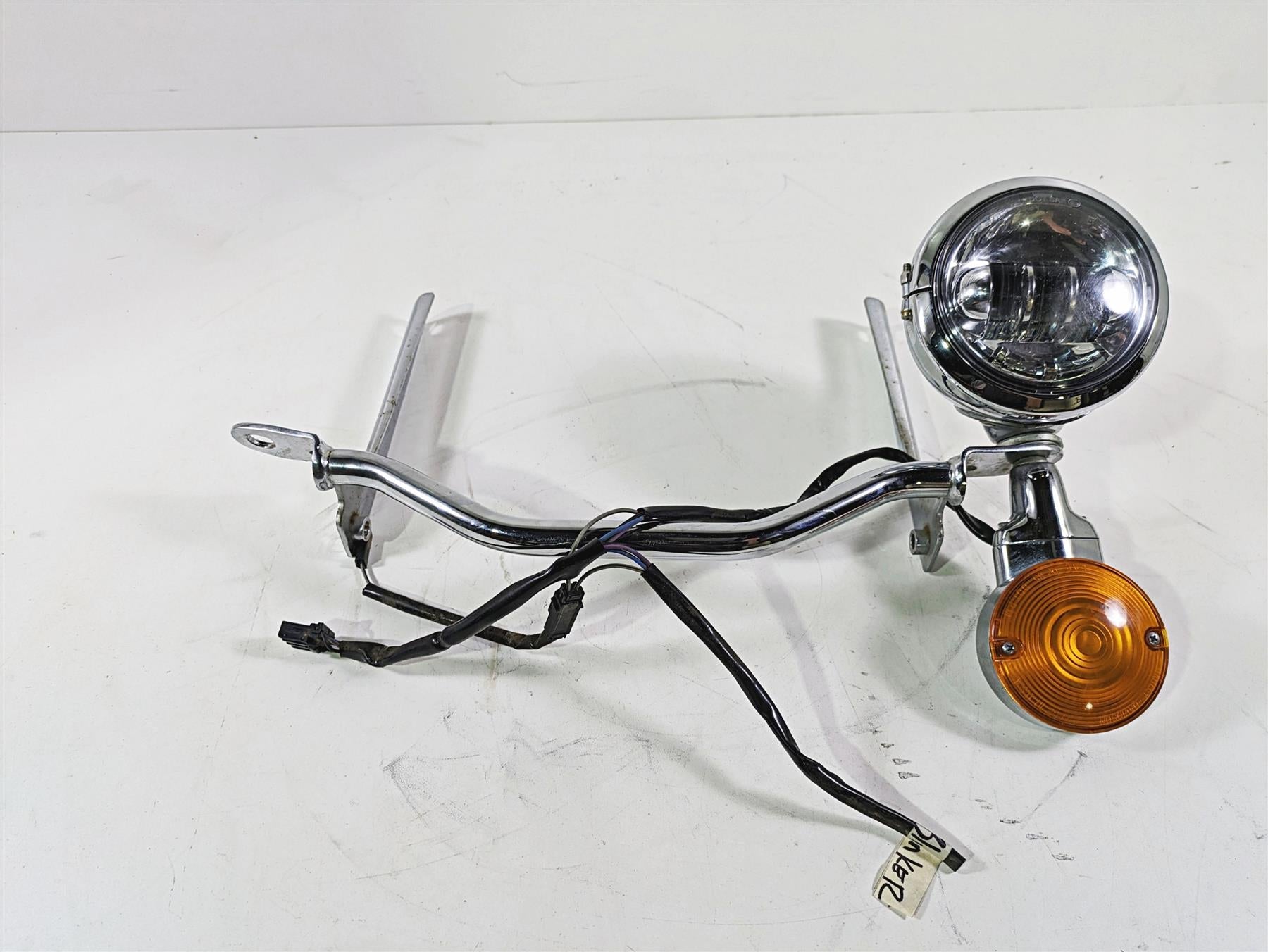 2008 Harley FLSTC Softail Heritage Front Spot Light Blinker - For Parts 58082-02 {{ shop.shopifyCountryName }} - Mototech271