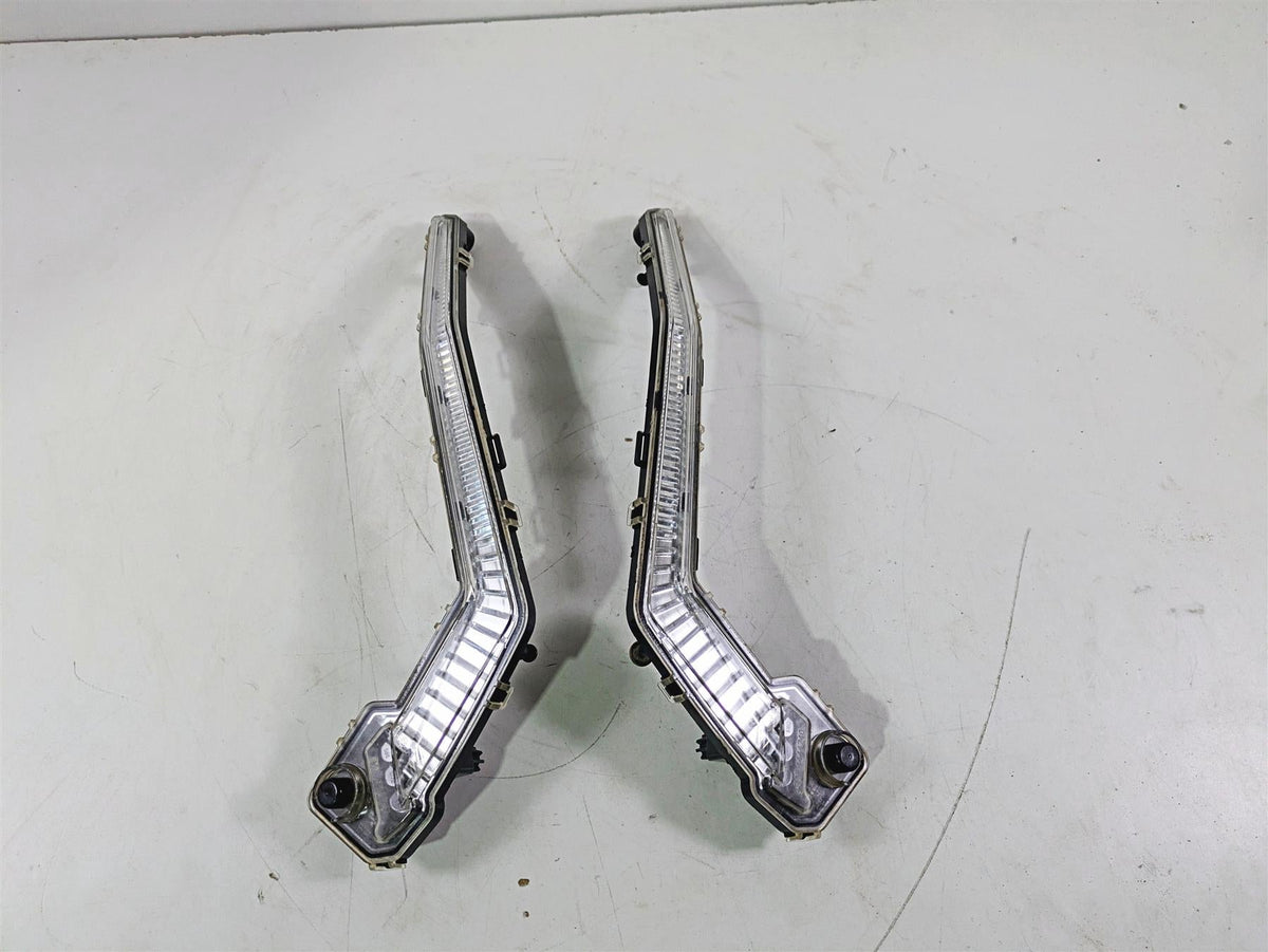 2018 Can Am Maverick X3 XRC Turbo R Front Signature Running Light Set 710004994 {{ shop.shopifyCountryName }} - Mototech271