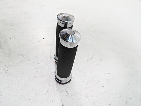 2010 Harley Touring FLHTCU Electra Glide Nice Avon Hand Grip Set CC-85-CH-FLY {{ shop.shopifyCountryName }} - Mototech271