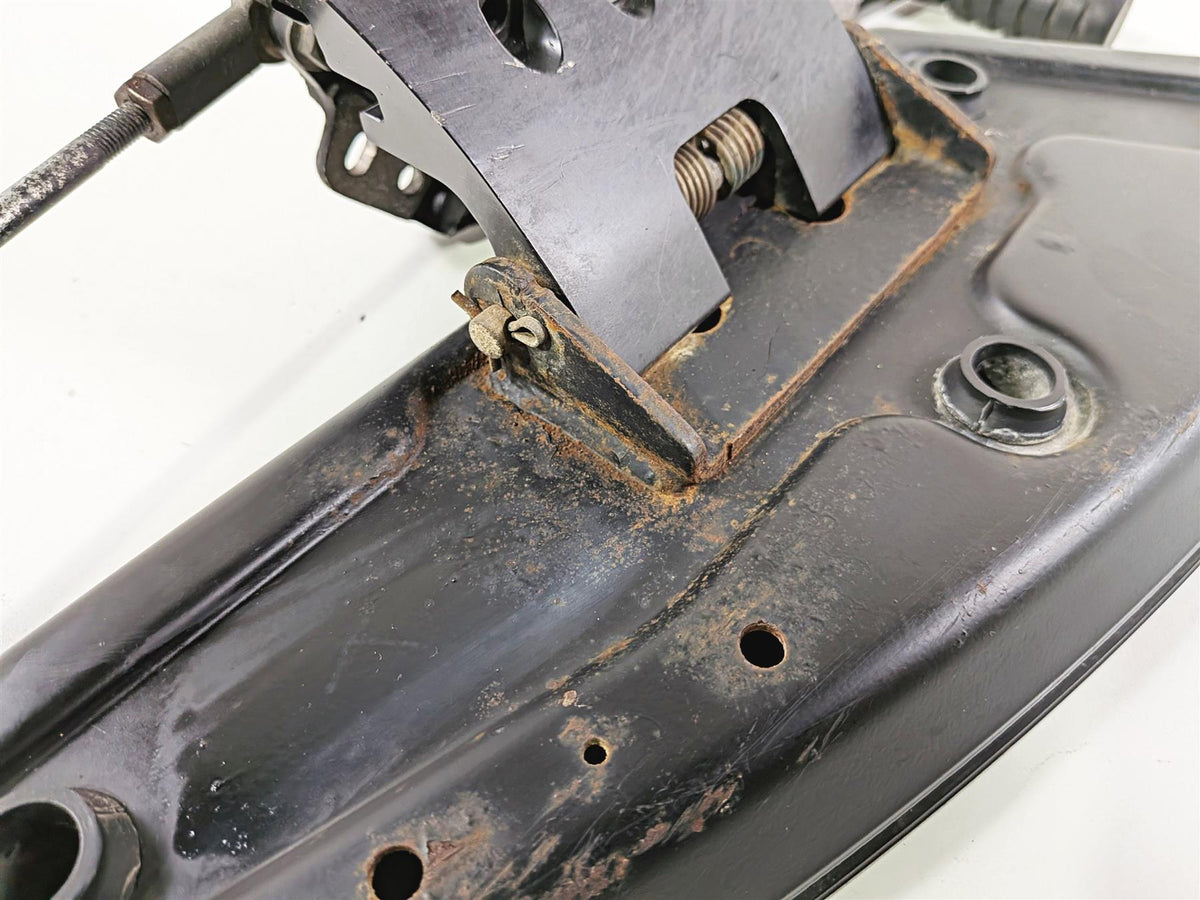 2016 Victory Cross Country Front Left Floorboard & Shifter 1021215 5137197 {{ shop.shopifyCountryName }} - Mototech271