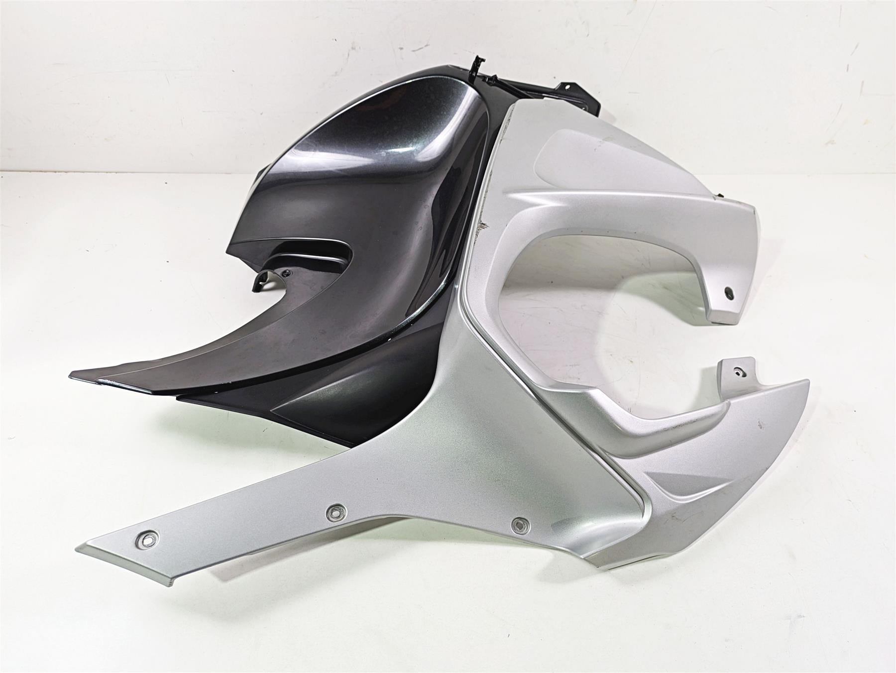 2010 BMW R1200RT K26 Right Main Side Fairing Cover - Read 46637681054 | Mototech271