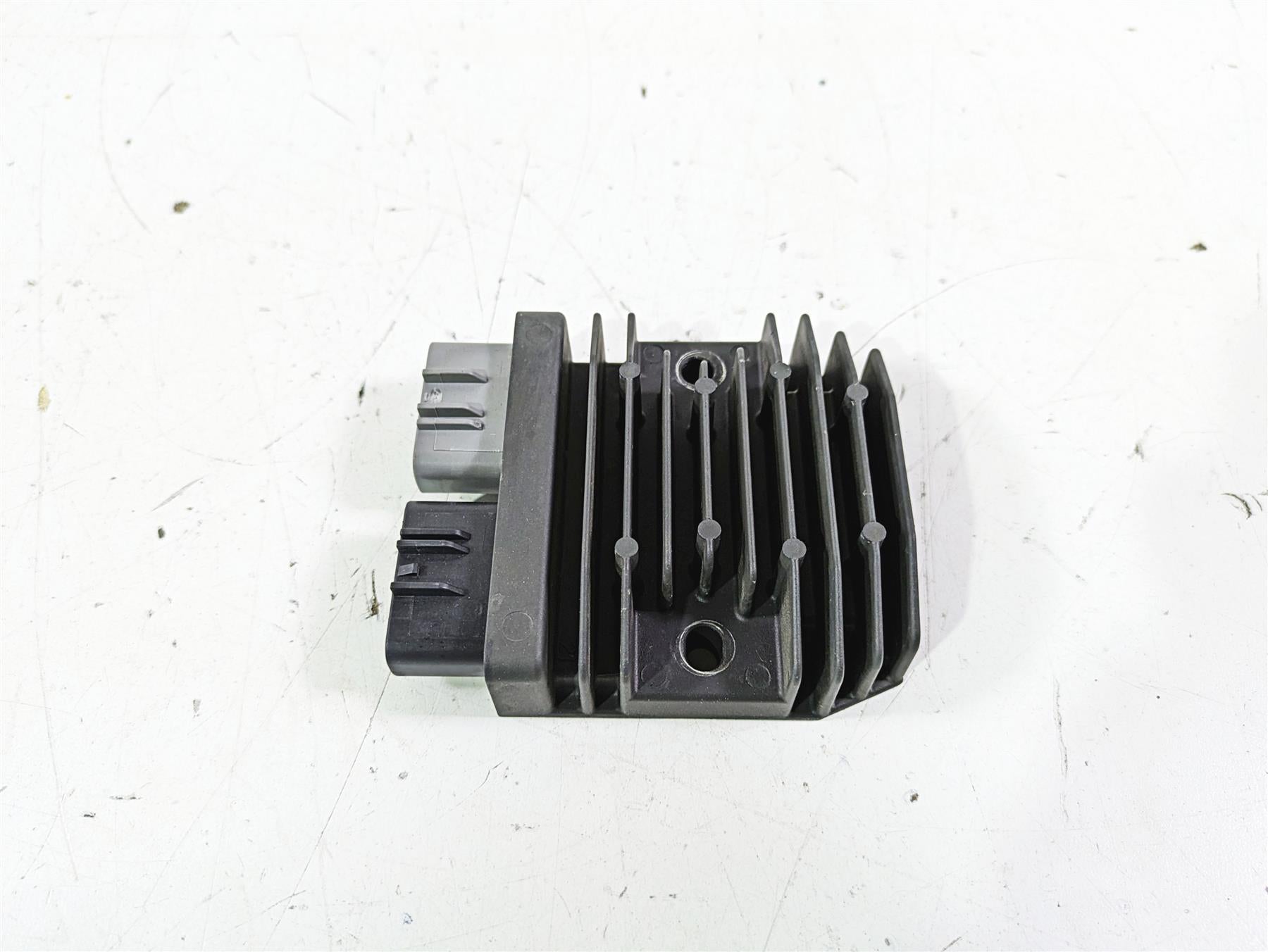 2014 BMW R1200 RT RTW K52 Rectifier Voltage Regulator -Read FH020AA 12318523367 {{ shop.shopifyCountryName }} - Mototech271