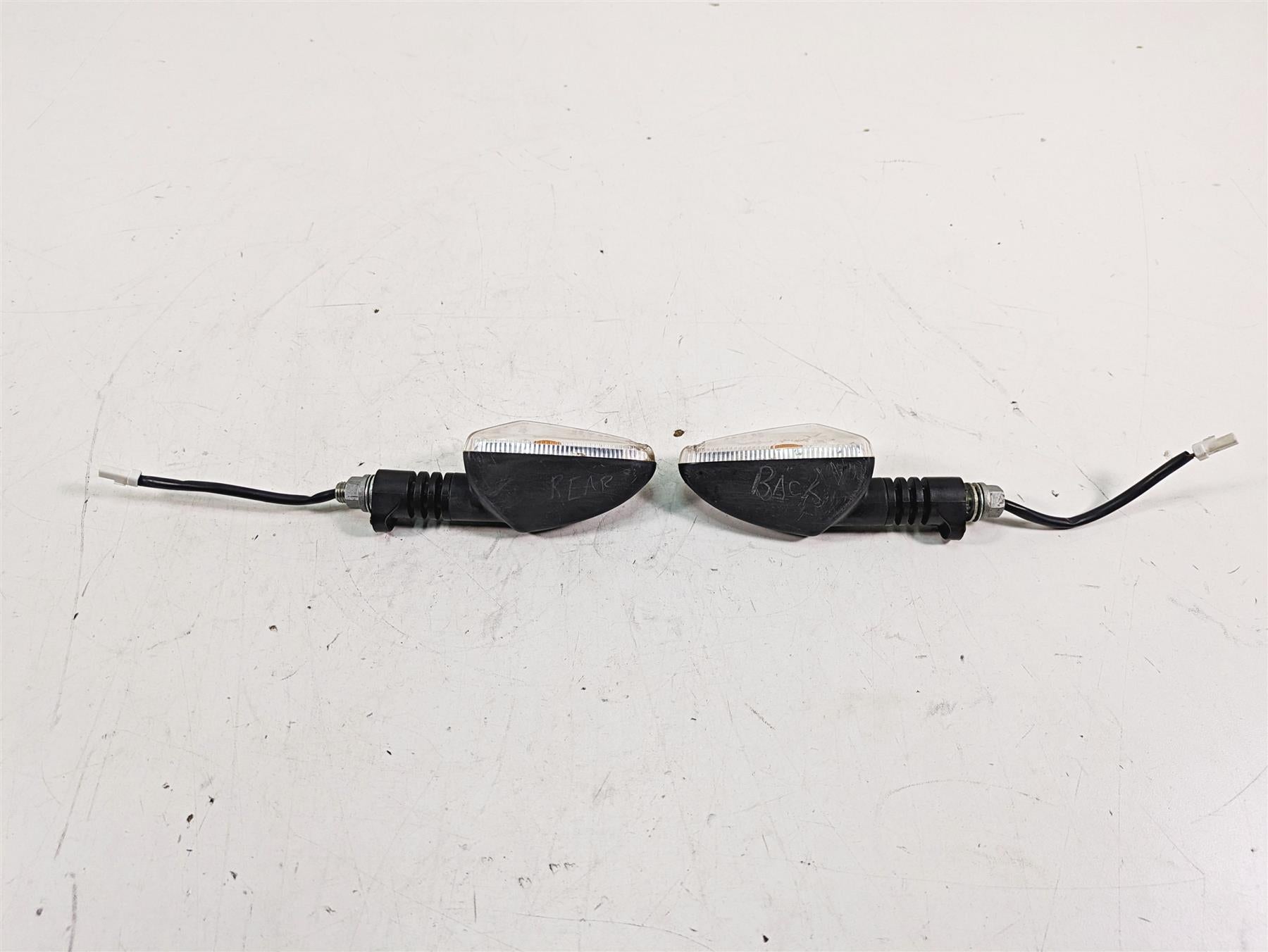 2020 KTM 1290 Super Adventure R Rear Blinker Turn Signal Set 78114026000 {{ shop.shopifyCountryName }} - Mototech271