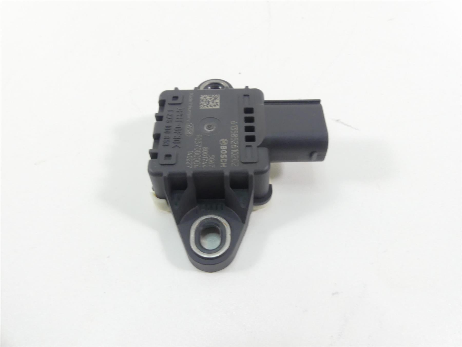 2014 BMW K1600 GTL K48 Bosch Speed Sensor Box 61358388688 {{ shop.shopifyCountryName }} - Mototech271