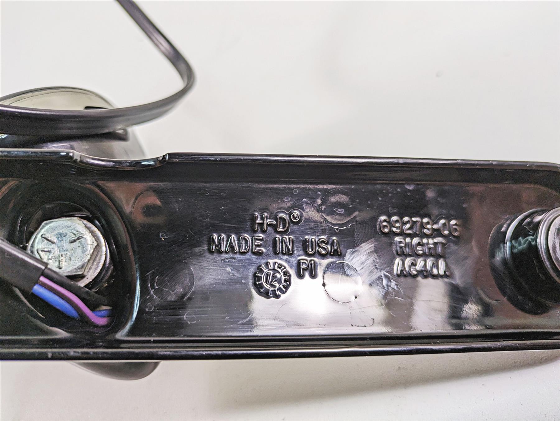 2013 Harley Touring FLHX Street Glide Front Blinker & Mount Set 69278-06 {{ shop.shopifyCountryName }} - Mototech271