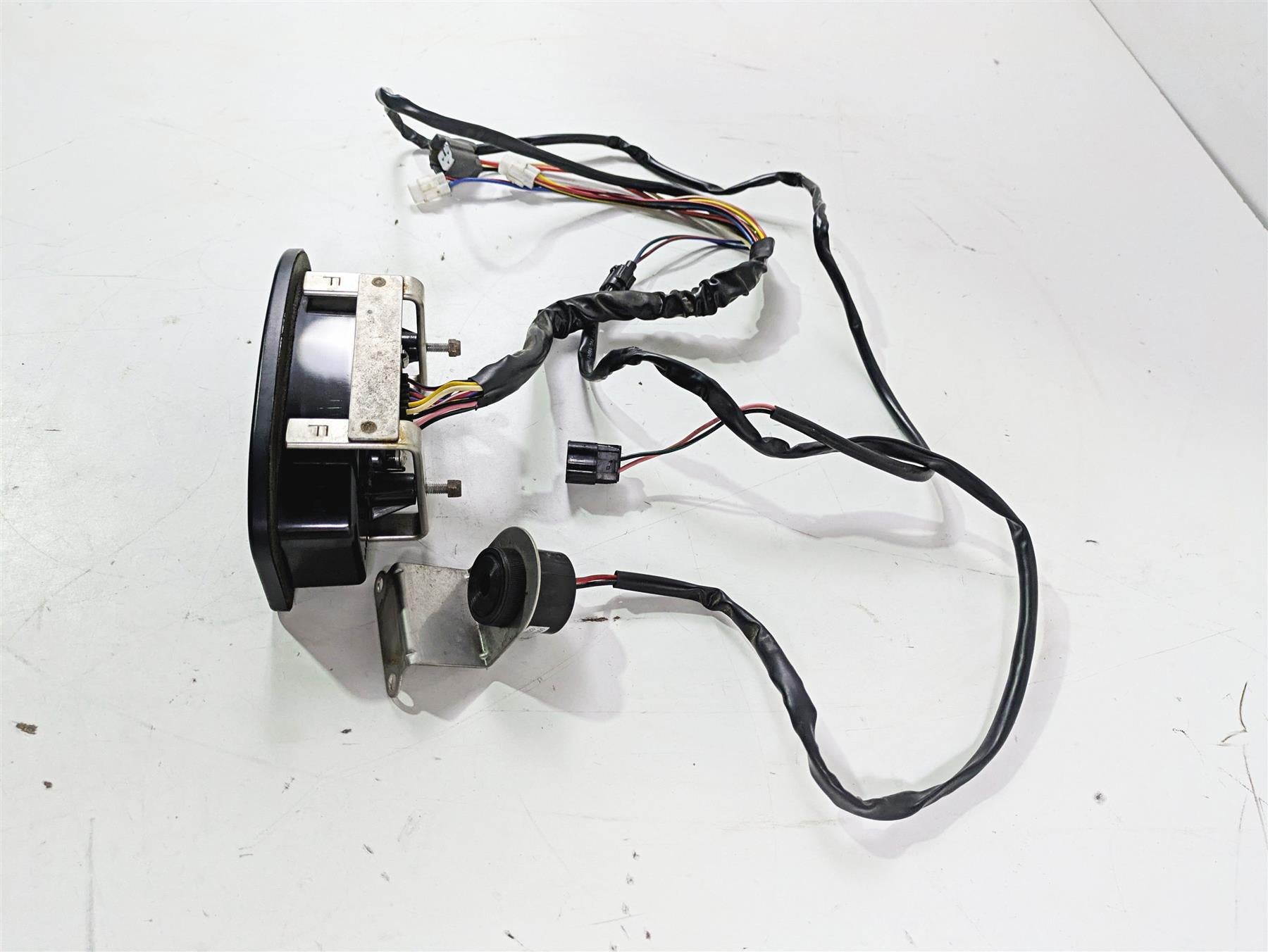 2006 Yamaha GP1300R Waverunner Speedometer Gauge Instrument 167h F1G-6820A-10-00 {{ shop.shopifyCountryName }} - Mototech271