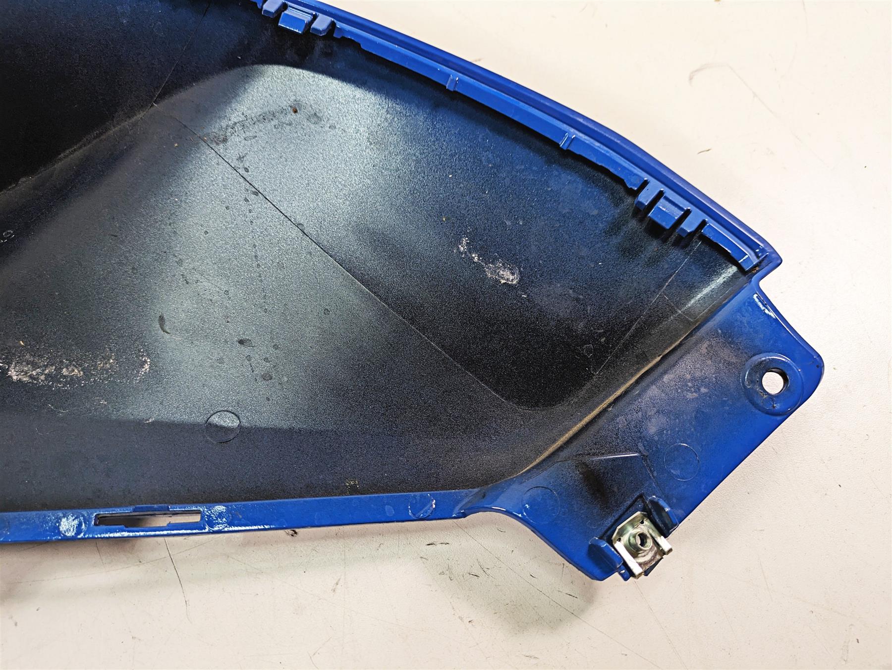 2016 BMW R1200R K53 Right Tank Fairing Cover Set Cordoba Blue 46638534300 {{ shop.shopifyCountryName }} - Mototech271