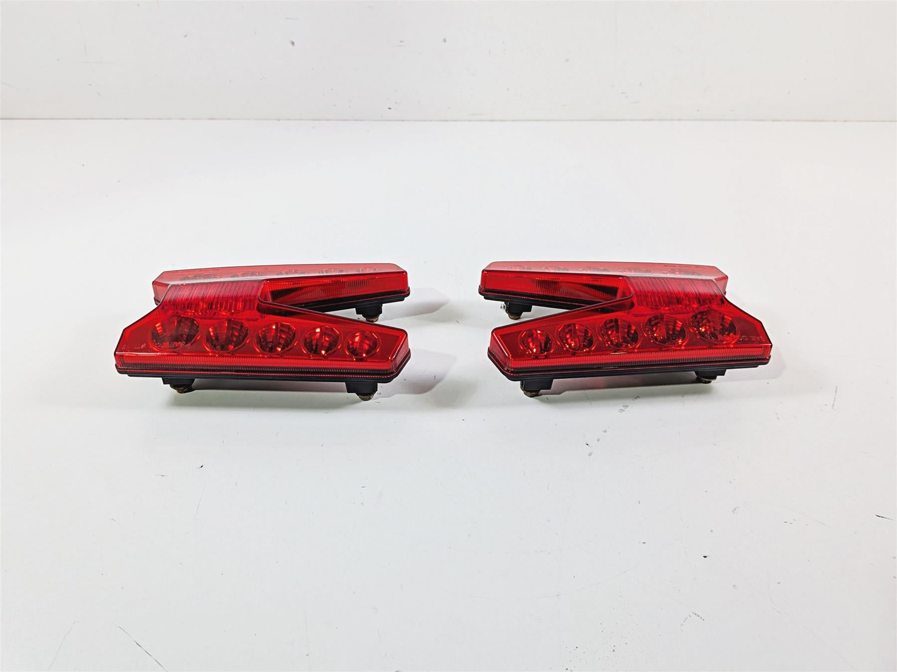 2021 Kawasaki Teryx KRX KRF 1000 ES Taillight Tail Light Lamp Set 23024-0005 {{ shop.shopifyCountryName }} - Mototech271