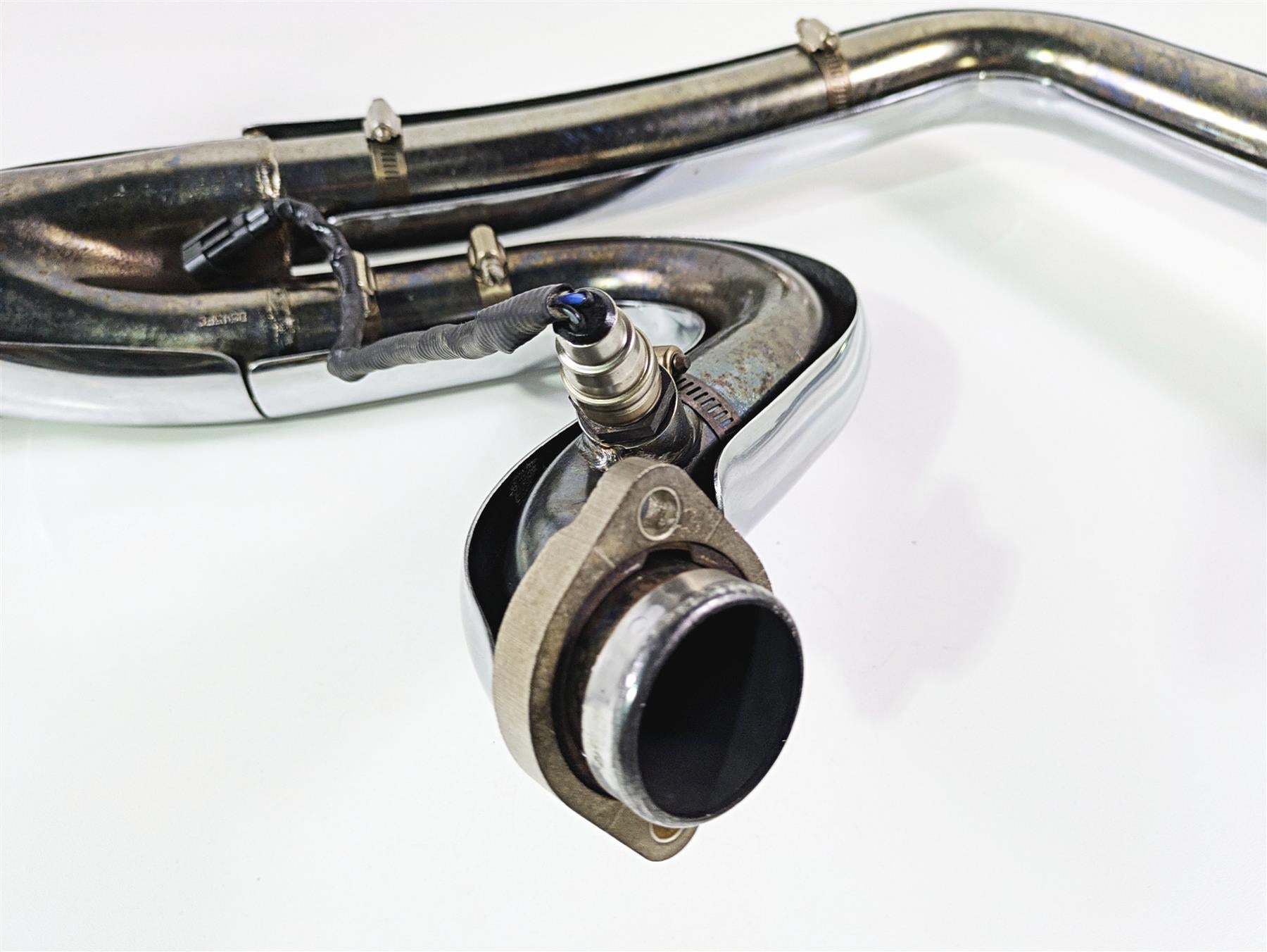 2008 Harley FXCWC Softail Rocker Vance Hines Big Radius 2-1 Exhaust System 48015 {{ shop.shopifyCountryName }} - Mototech271
