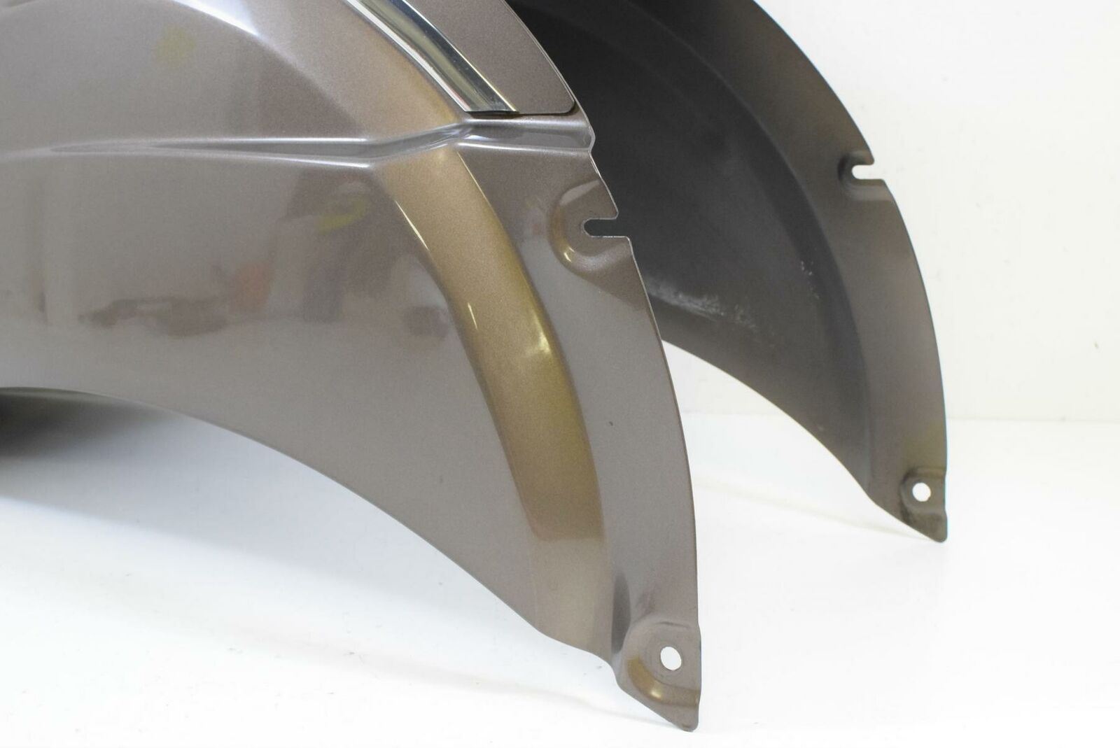 2018 Indian Roadmaster Rear Fender - Little dented 1019209 1024389 {{ shop.shopifyCountryName }} - Mototech271