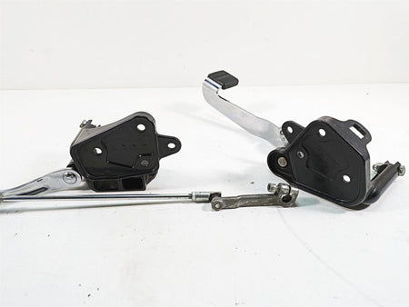 2006 Harley Softail FXSTSI Springer Left Right Footpeg Mount Brake Ped 33683-00 {{ shop.shopifyCountryName }} - Mototech271
