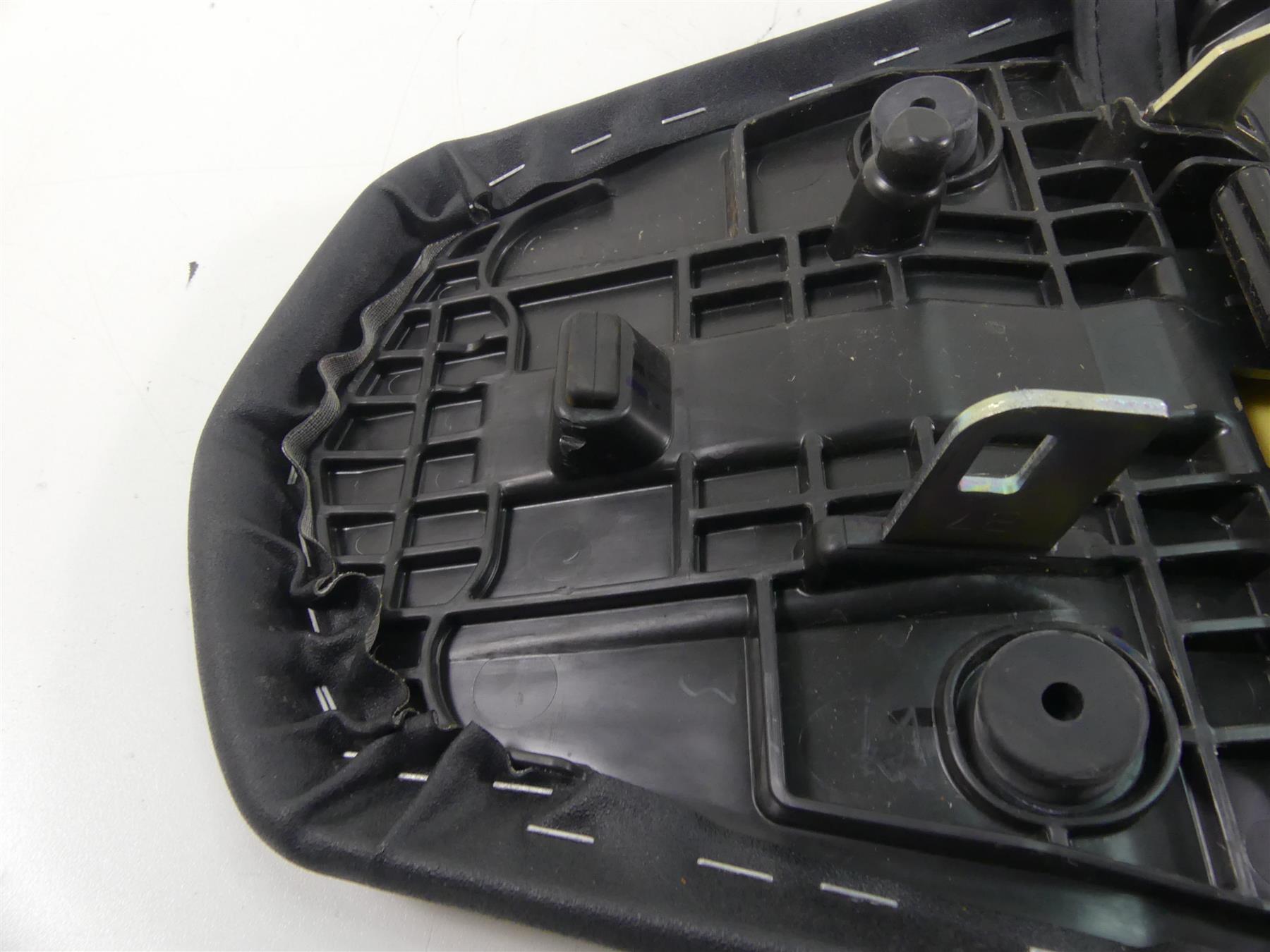 2022 Yamaha MT09 FZ09 Dual Double Driver Rider Seat Saddle B7N-24730-01-00 {{ shop.shopifyCountryName }} - Mototech271