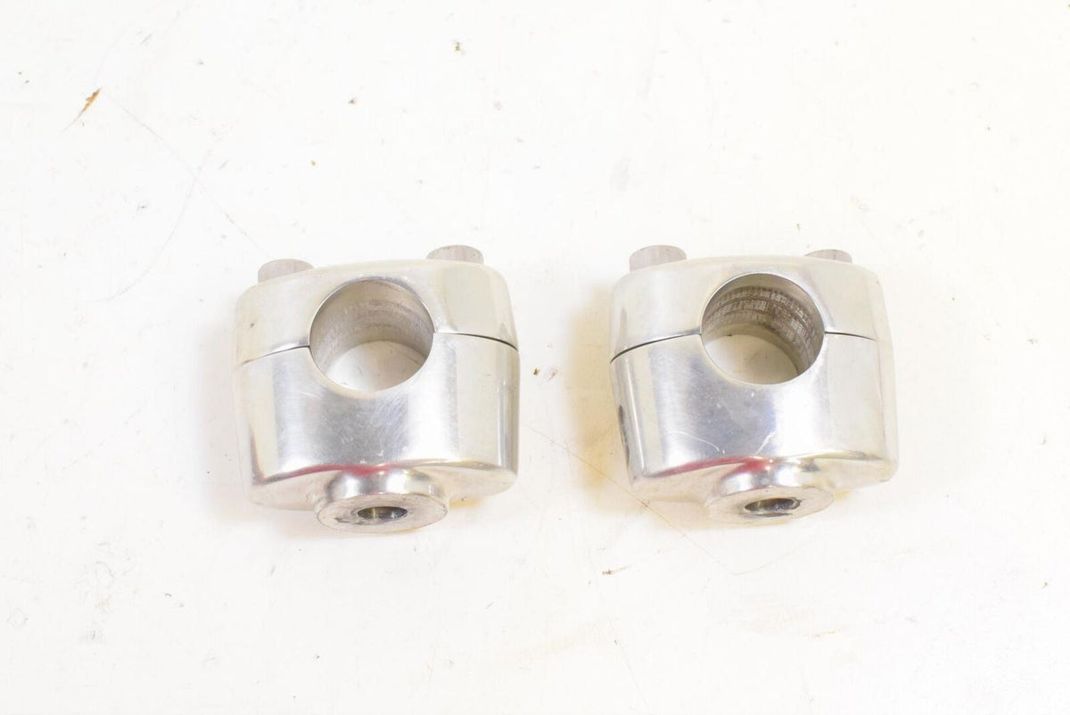 2015 Triumph Rocket III 3 Touring ABS Handlebar Handle Bar Risers SET T2046714 {{ shop.shopifyCountryName }} - Mototech271