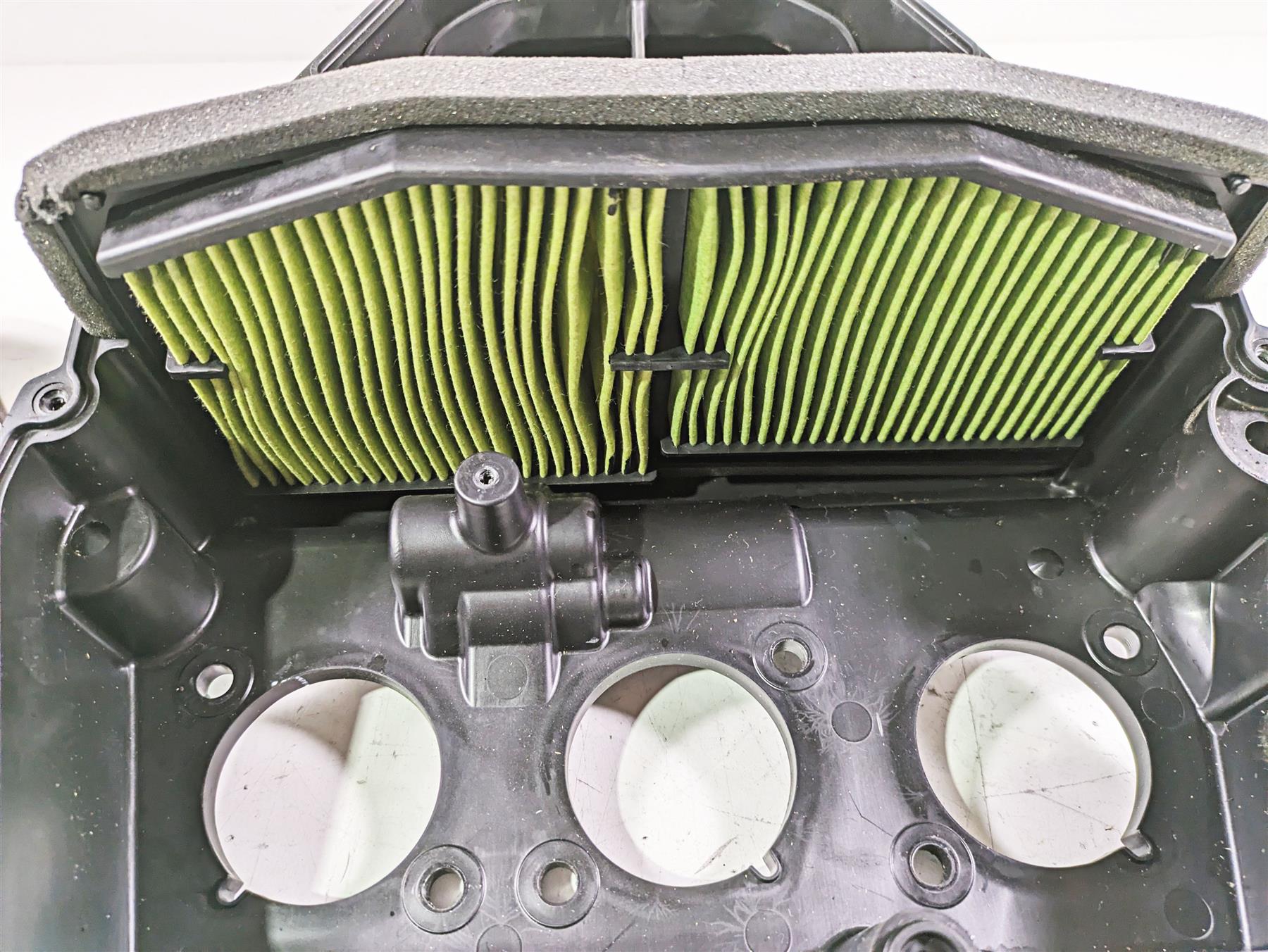 2023 Triumph Street Triple 765 RS Air Box Cleaner Breather T2207650 T2207654 {{ shop.shopifyCountryName }} - Mototech271