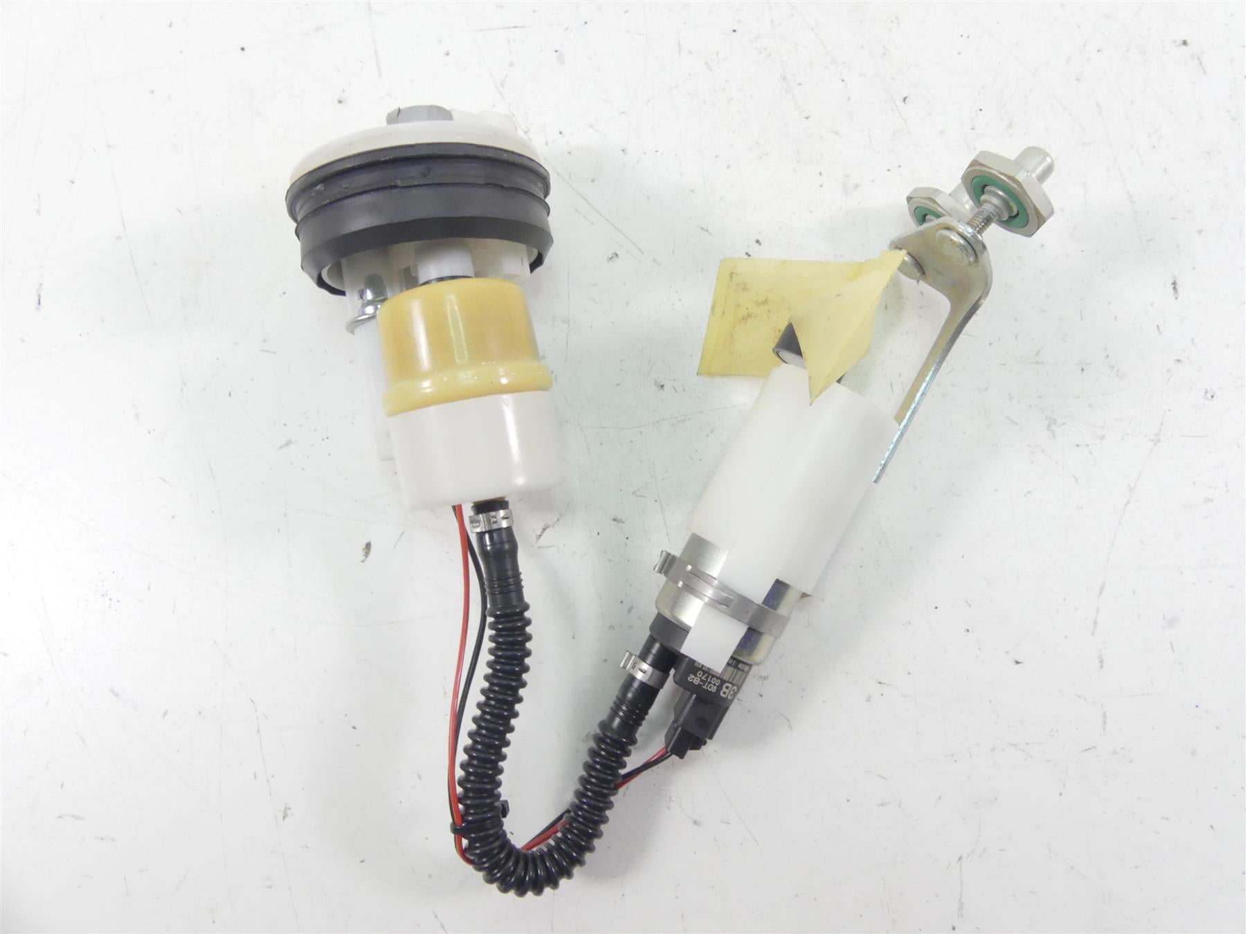 2020 Ducati Multistrada 1260 Enduro Fuel Gas Petrol Pump -Tested 16024331A {{ shop.shopifyCountryName }} - Mototech271