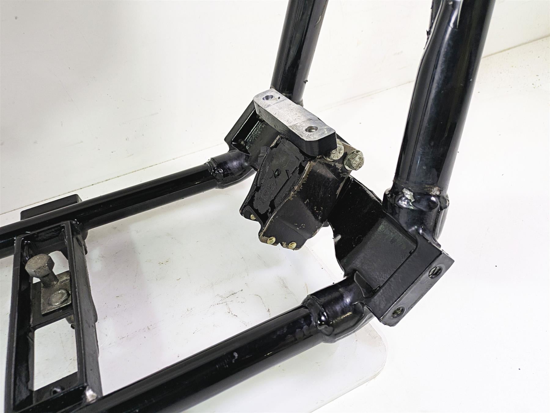 2008 Harley FXDL Dyna Low Rider 105TH Bent Main Frame Chassis 29 Dgr With Salvage Louisiana Title 47463-06BHP {{ shop.shopifyCountryName }} - Mototech271