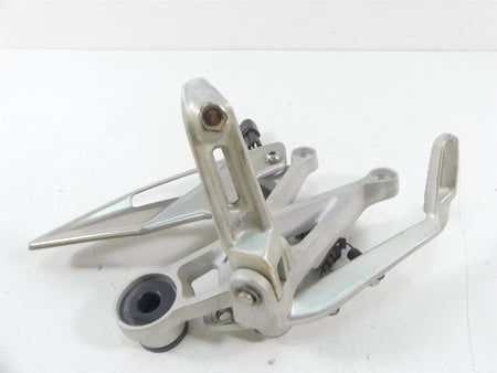 2019 Triumph Street Triple 765R Right Rider Footpeg & Brake Pedal T2081464 {{ shop.shopifyCountryName }} - Mototech271