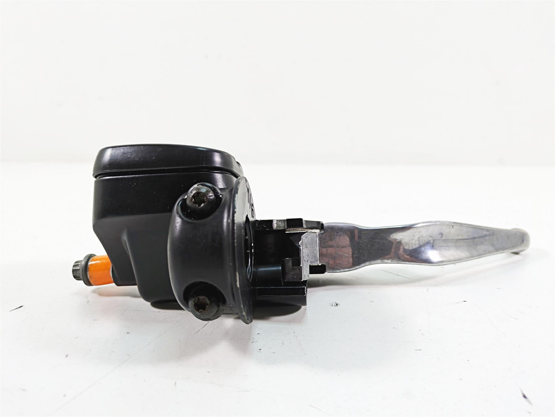 2005 Harley Touring FLHTCUI Electra Glide Front Brake Master Cylinder 41700738 {{ shop.shopifyCountryName }} - Mototech271