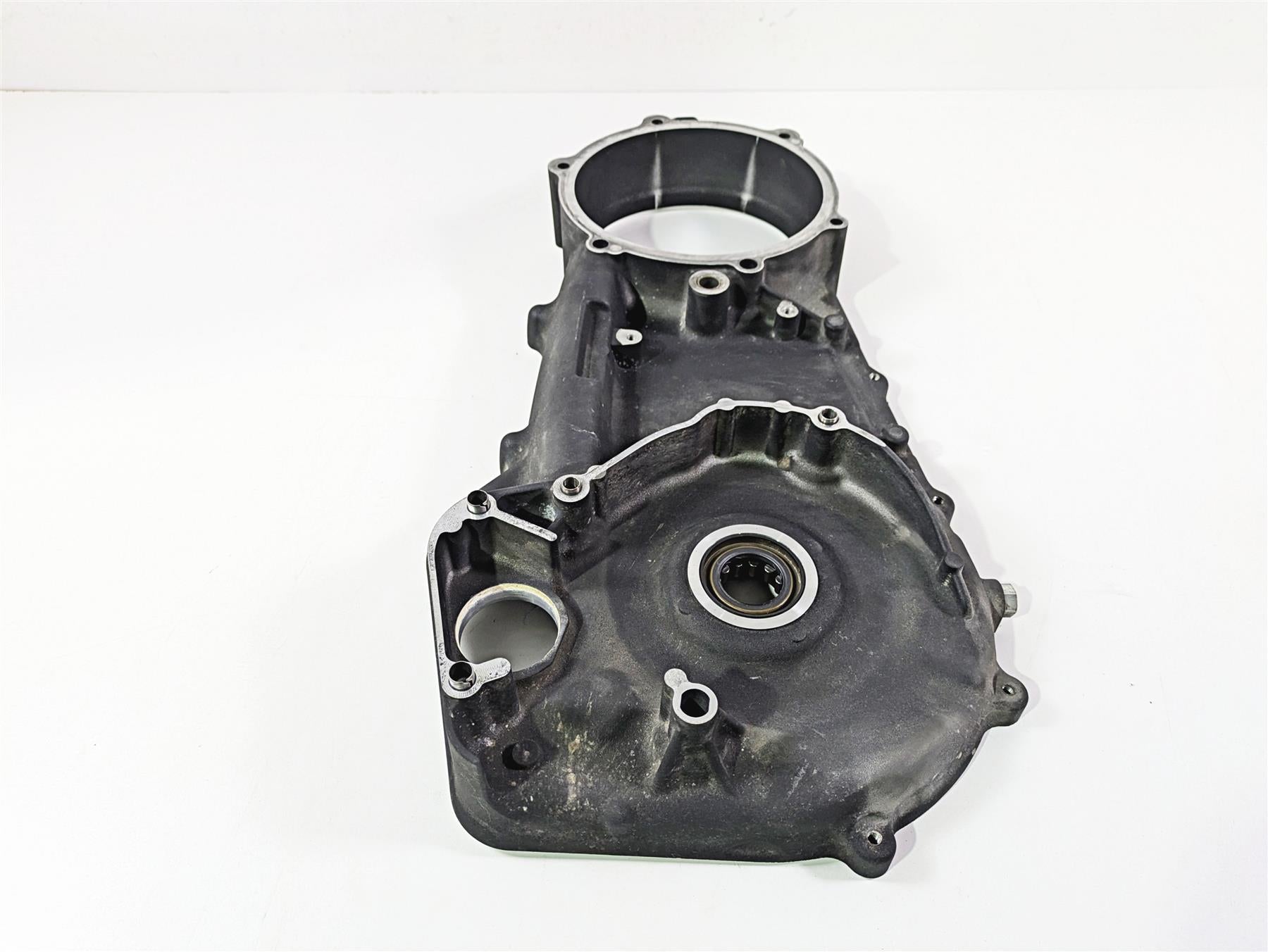 2011 Harley FXDC Dyna Super Glide Inner Primary Drive Clutch Cover 60681-06B {{ shop.shopifyCountryName }} - Mototech271