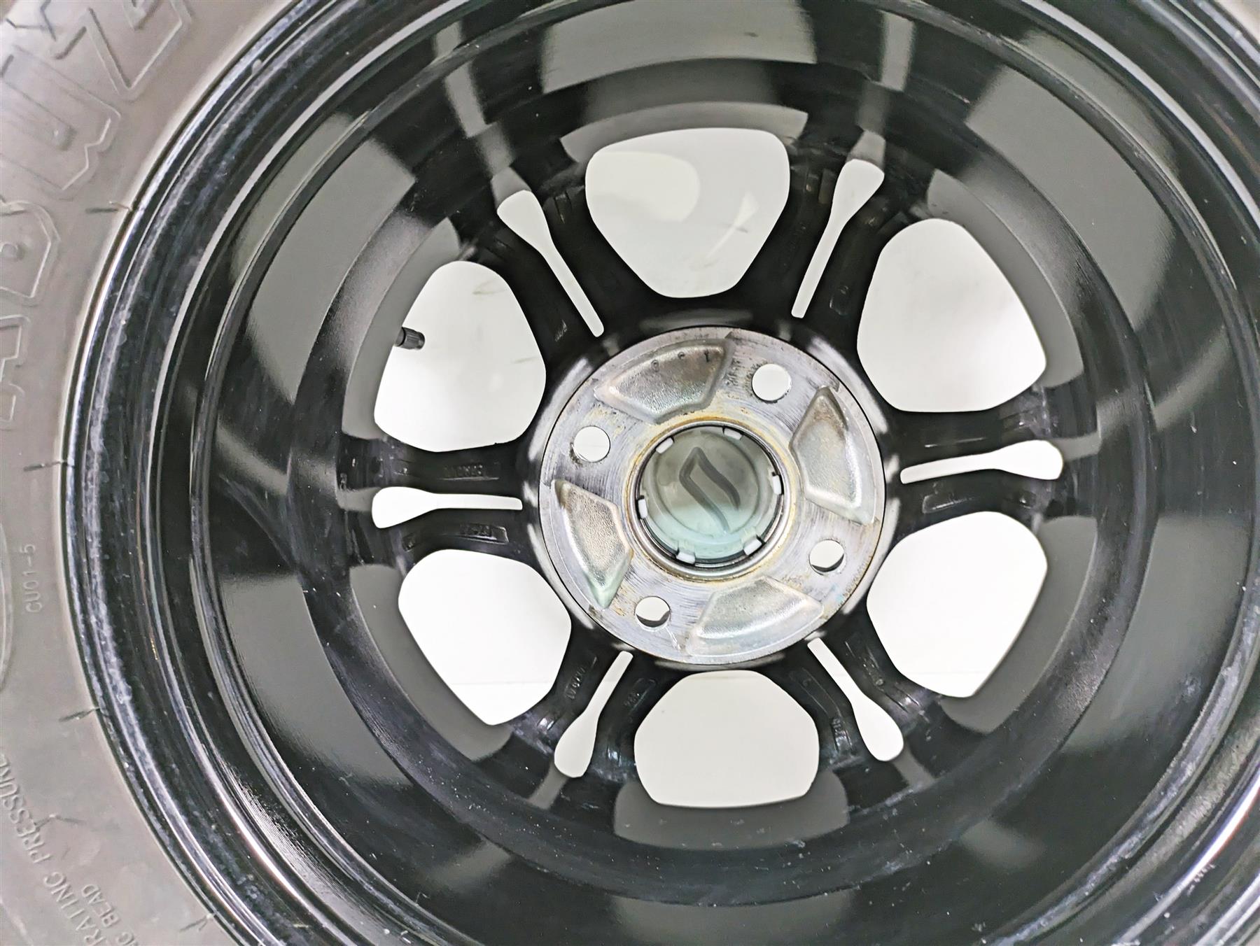 2021 CFMoto Zforce 500 Trail Left Front Wheel Abuzz CST 26x9-14 Tire 9SW0-070100 {{ shop.shopifyCountryName }} - Mototech271