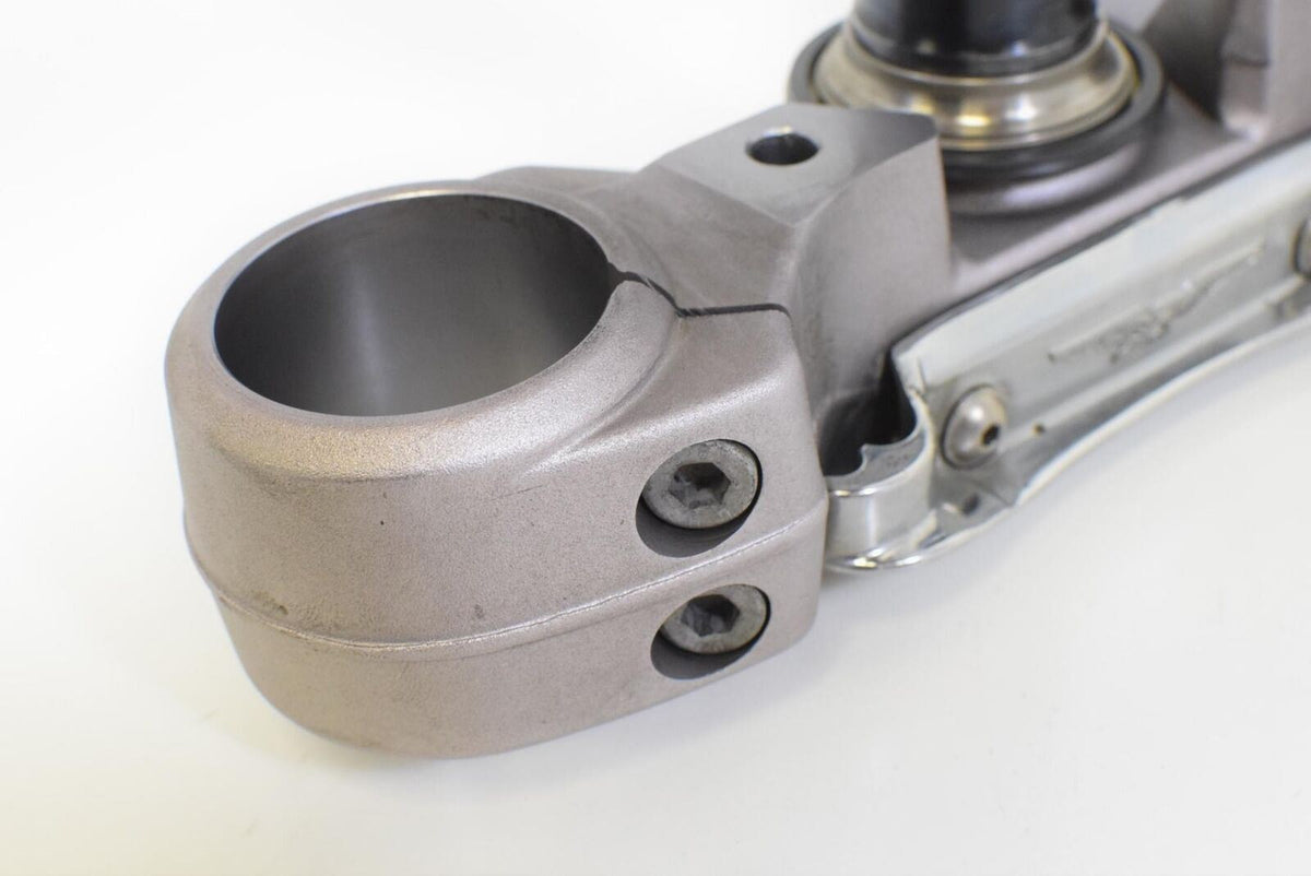 2008 Moto Guzzi Breva Sport 1200 Lower Triple Tree Steering Clamp GU05494030 {{ shop.shopifyCountryName }} - Mototech271