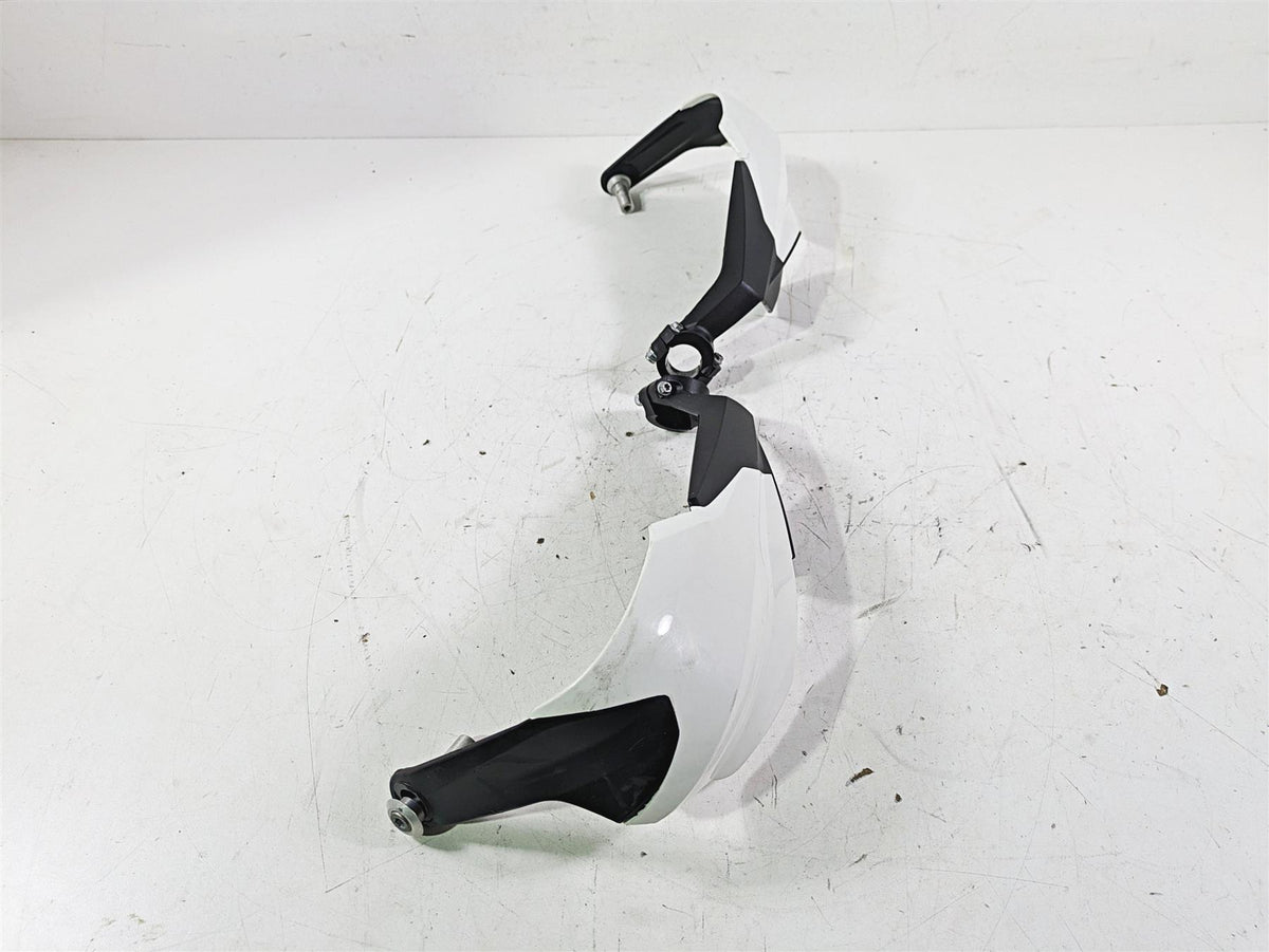 KTM 890 1290 Adventure Handguard Hand Guard Set 60302181110 {{ shop.shopifyCountryName }} - Mototech271