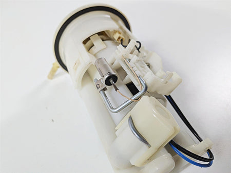 2008 Yamaha YZF R1 RN19 Fuel Gas Petrol Pump & Sending Unit 4C8-13907-00-00 {{ shop.shopifyCountryName }} - Mototech271
