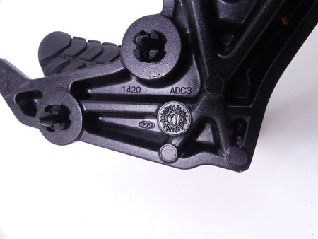 2018 Kawasaki ZX1002 NINJA H2 SX SE Rear Passenger Footpeg Peg Set 35063-1420-46 {{ shop.shopifyCountryName }} - Mototech271