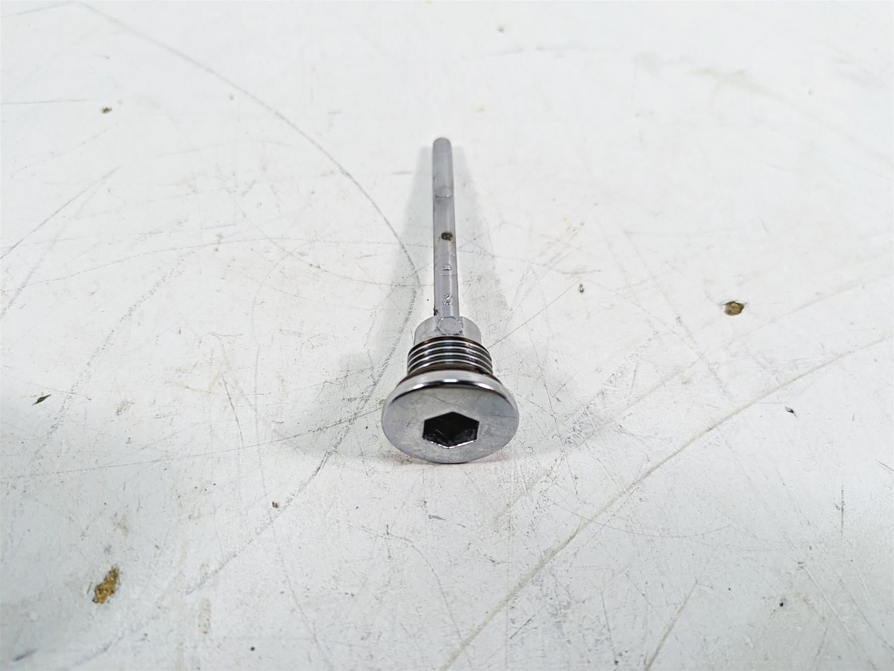 2015 Harley FXDL Dyna Low Rider Oil Dip Stick Spout Set 62700001 62457-06 {{ shop.shopifyCountryName }} - Mototech271