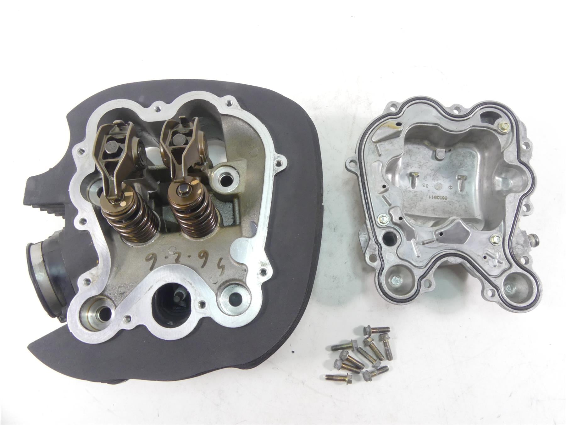 2016 Indian Chieftain Dark Horse Rear Cylinderhead Cylinder Head +Cover 3022668 {{ shop.shopifyCountryName }} - Mototech271