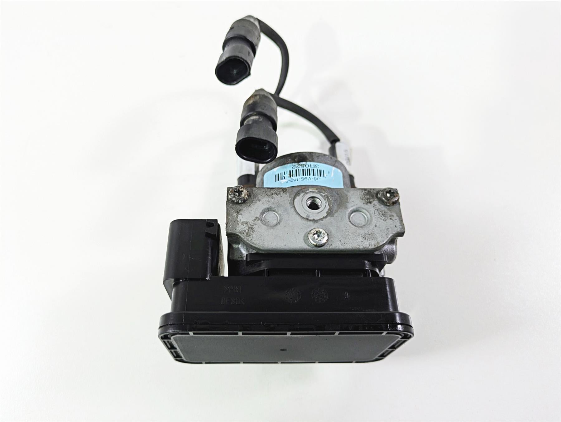 2016 Indian Chief Classic Nissin Abs Brake Pump Module Unit Block 2204981 {{ shop.shopifyCountryName }} - Mototech271