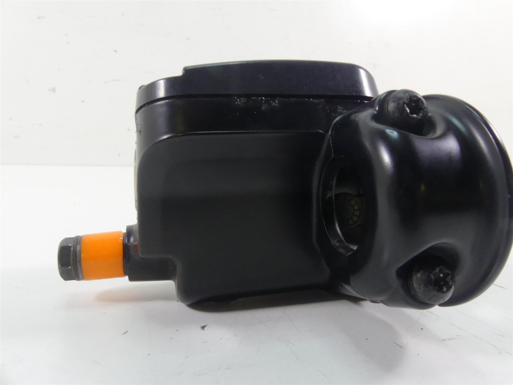 2013 Harley Touring FLHTP Electra Glide Front Brake Master Cylinder 44551-08F {{ shop.shopifyCountryName }} - Mototech271