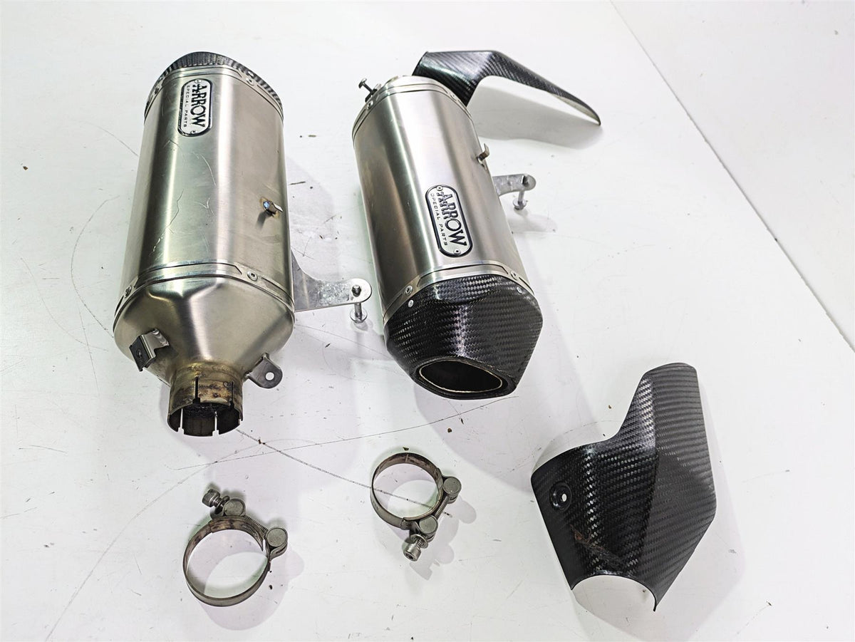 2019 Triumph Speed Triple RS 1050 Arrow Exhaust Pipe Muffler Silencer T2203346 {{ shop.shopifyCountryName }} - Mototech271