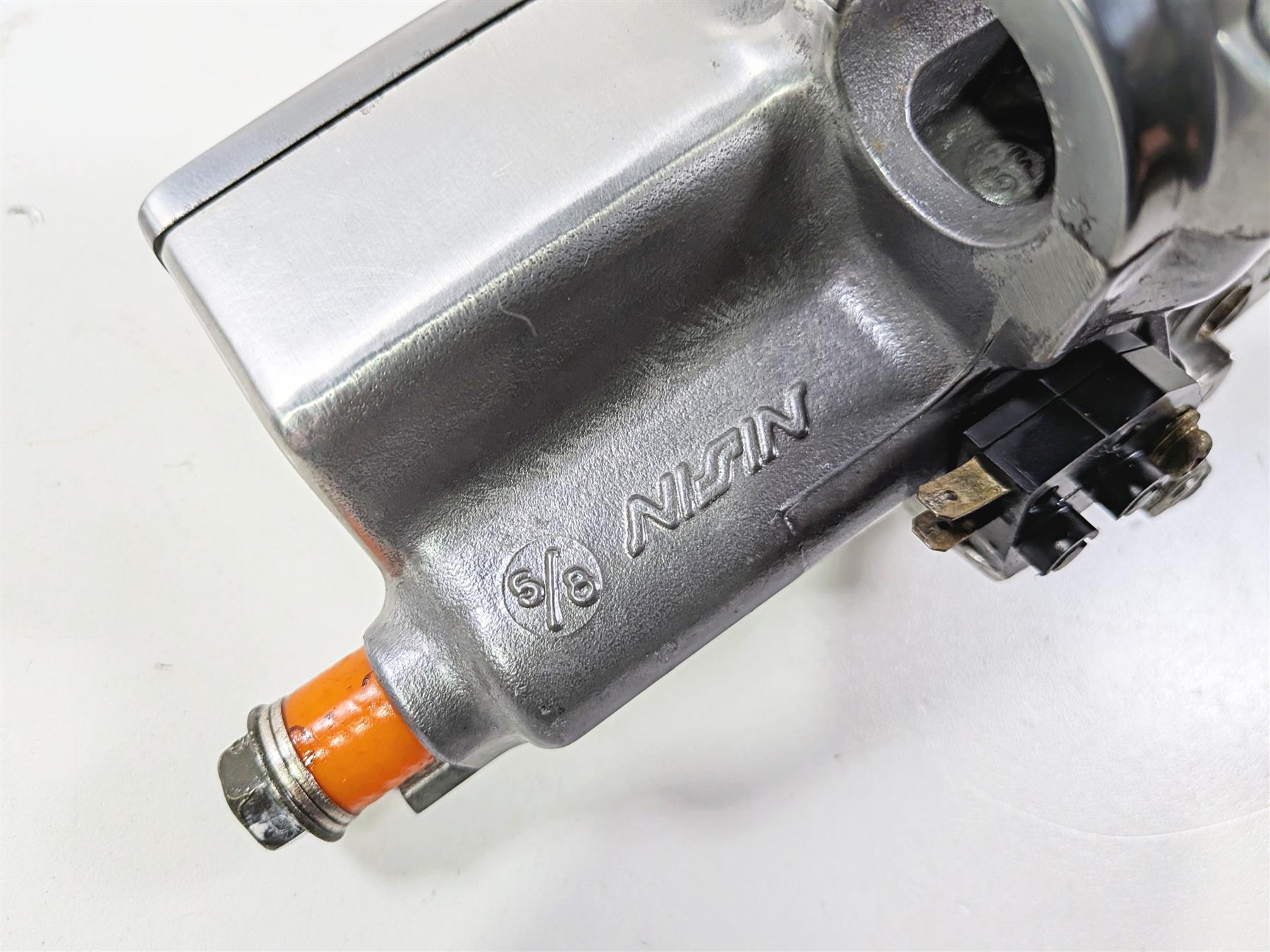 2006 Suzuki C90 VL1500T Boulevard Front Brake Master Cylinder 5/8 59600-10F40 {{ shop.shopifyCountryName }} - Mototech271