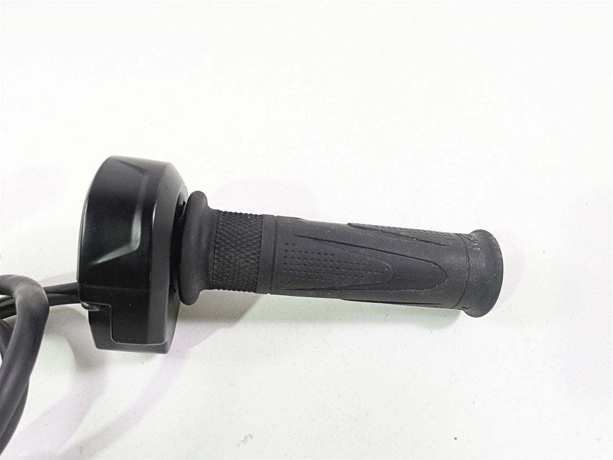 2024 Triumph Street Triple 765 R Fly By Wire Throttle Grip Sensor T2043055 {{ shop.shopifyCountryName }} - Mototech271