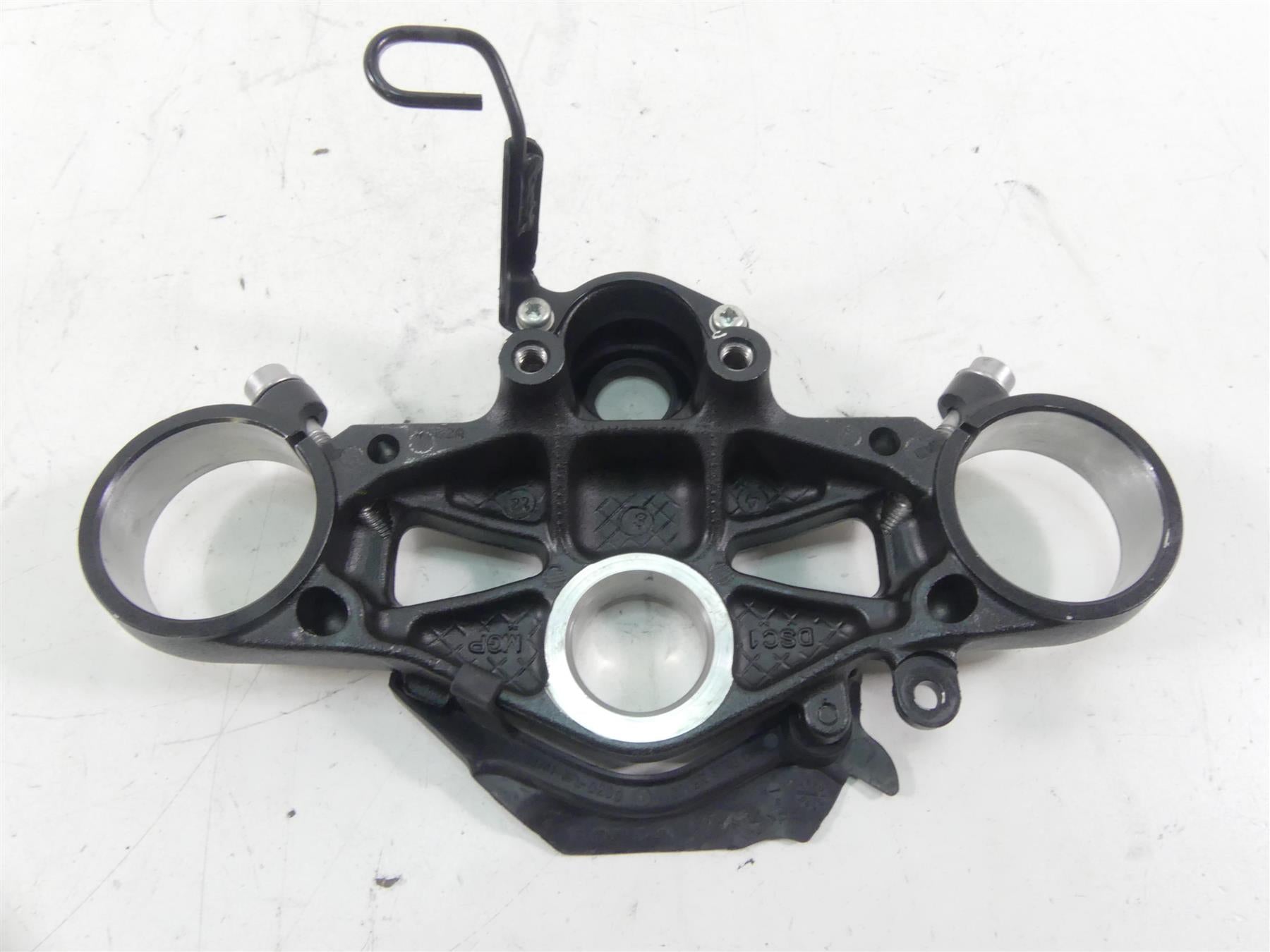 2015 Honda CBR1000 RR SC59 Upper Triple Tree Steering Clamp 53300-MGP-D61 {{ shop.shopifyCountryName }} - Mototech271