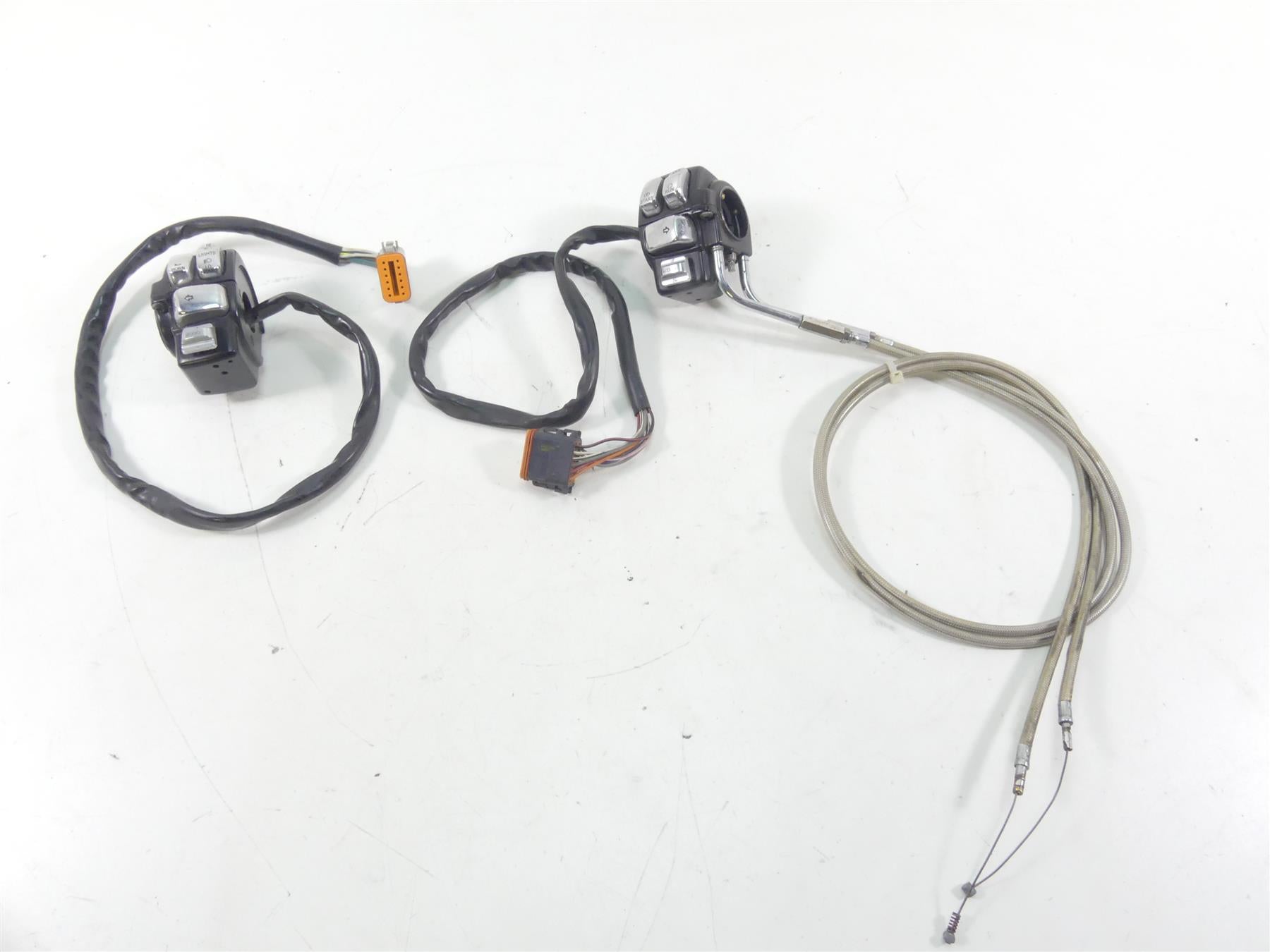 1998 Harley Touring FLHTC Electra Glide Left Right Hand Control Switch 71682-06