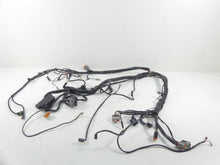 Load image into Gallery viewer, 2004 Harley FLHTC SE CVO Electra Glide Main Wiring Harness -No Cuts 70985-04 | Mototech271
