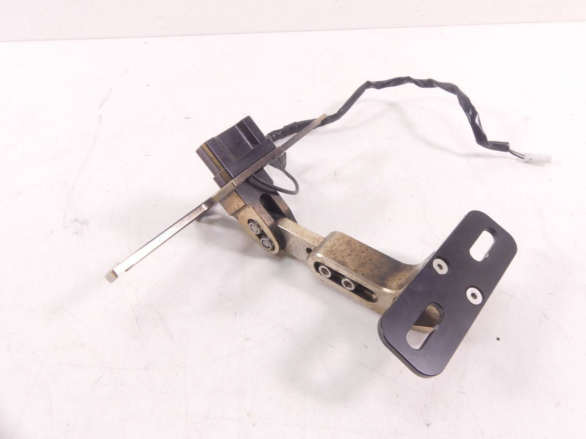 2018 Suzuki GSXR750 Aftermarket License Plate Holder & Light Bracket Mount {{ shop.shopifyCountryName }} - Mototech271