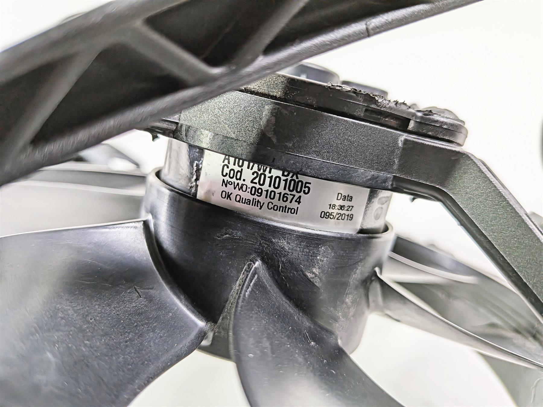 2019 Ducati Panigale V4S V4 S Corse Coolant Fan & Bracket Mount Set 55040311A {{ shop.shopifyCountryName }} - Mototech271