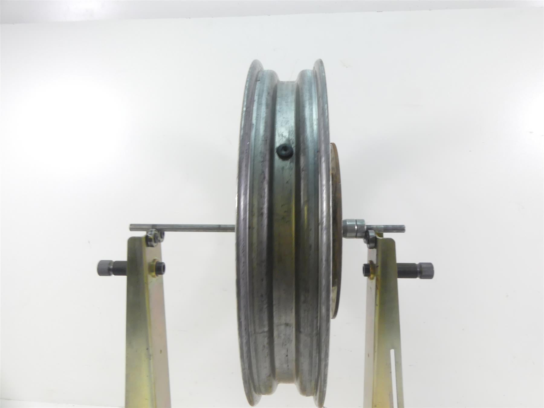 1978 BMW R100 S (2474) Rear Straight Wheel Rim Cast 18x2.75 36311242734 {{ shop.shopifyCountryName }} - Mototech271