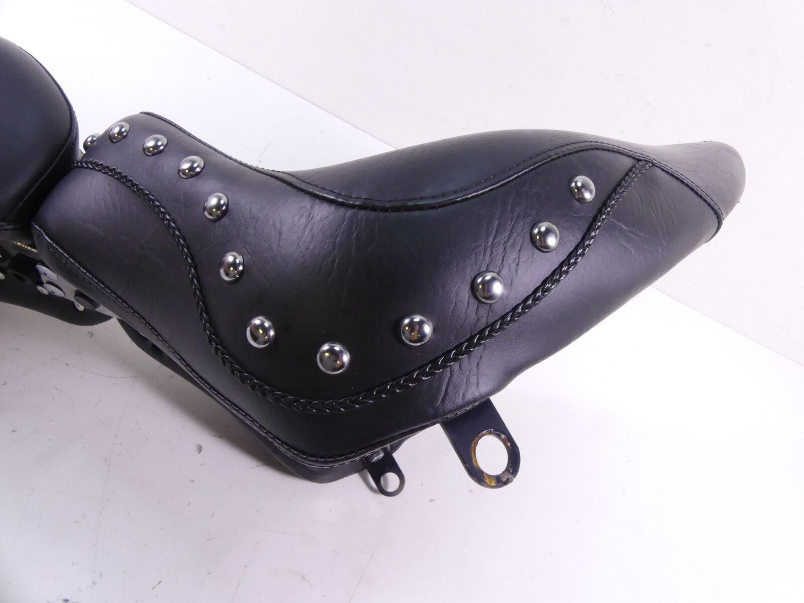 2001 Harley Softail FLSTC Heritage Mustang Studded Seat Saddle Set 79258 {{ shop.shopifyCountryName }} - Mototech271