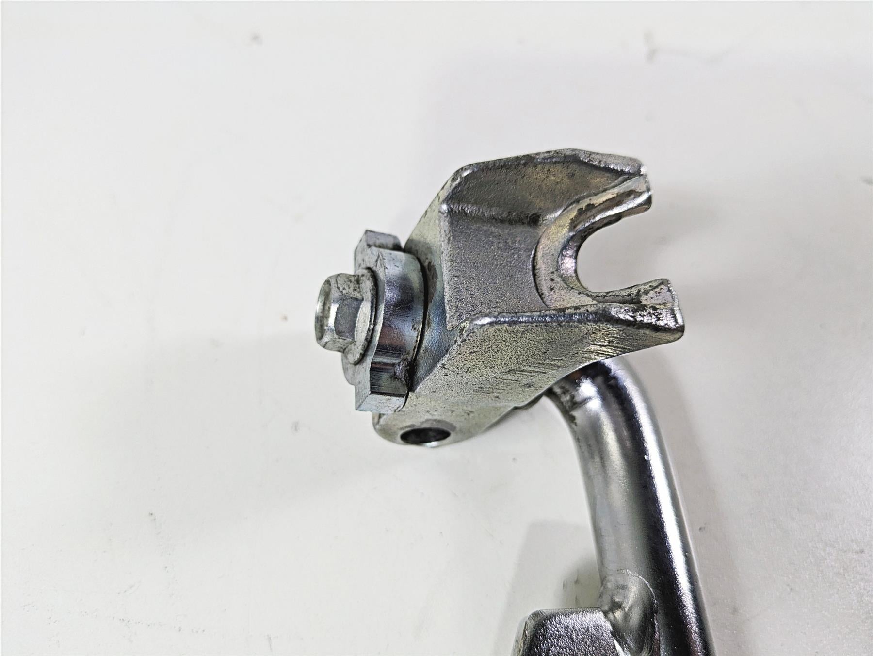 2017 Harley Dyna FXDB Street Bob Side Kickstand Kick Stand 49704-90H {{ shop.shopifyCountryName }} - Mototech271
